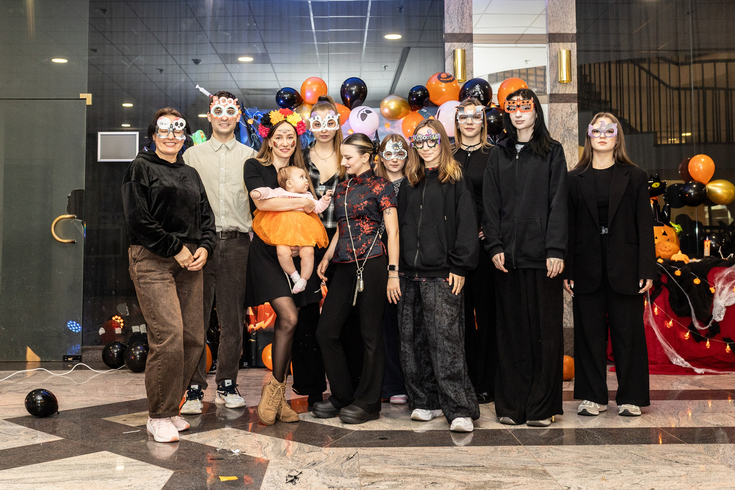 Leo dance studio Helloween 2025. Семейный и детский фотограф в Варшаве Мила Бобровская