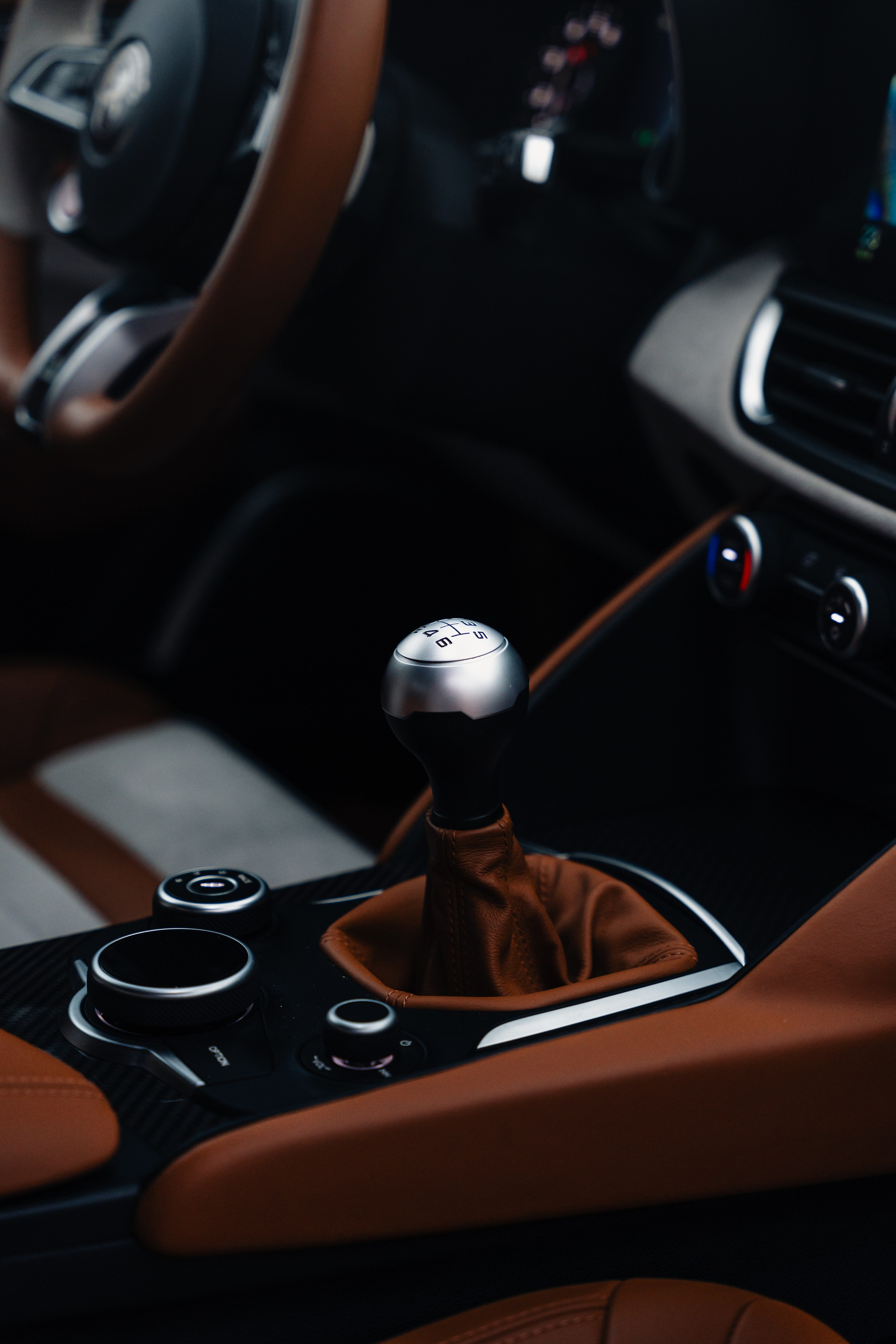 Afla Romeo Giulia ErreErre Fuoriserie. Photographe de voitures à Paris — Vitalii Motruk