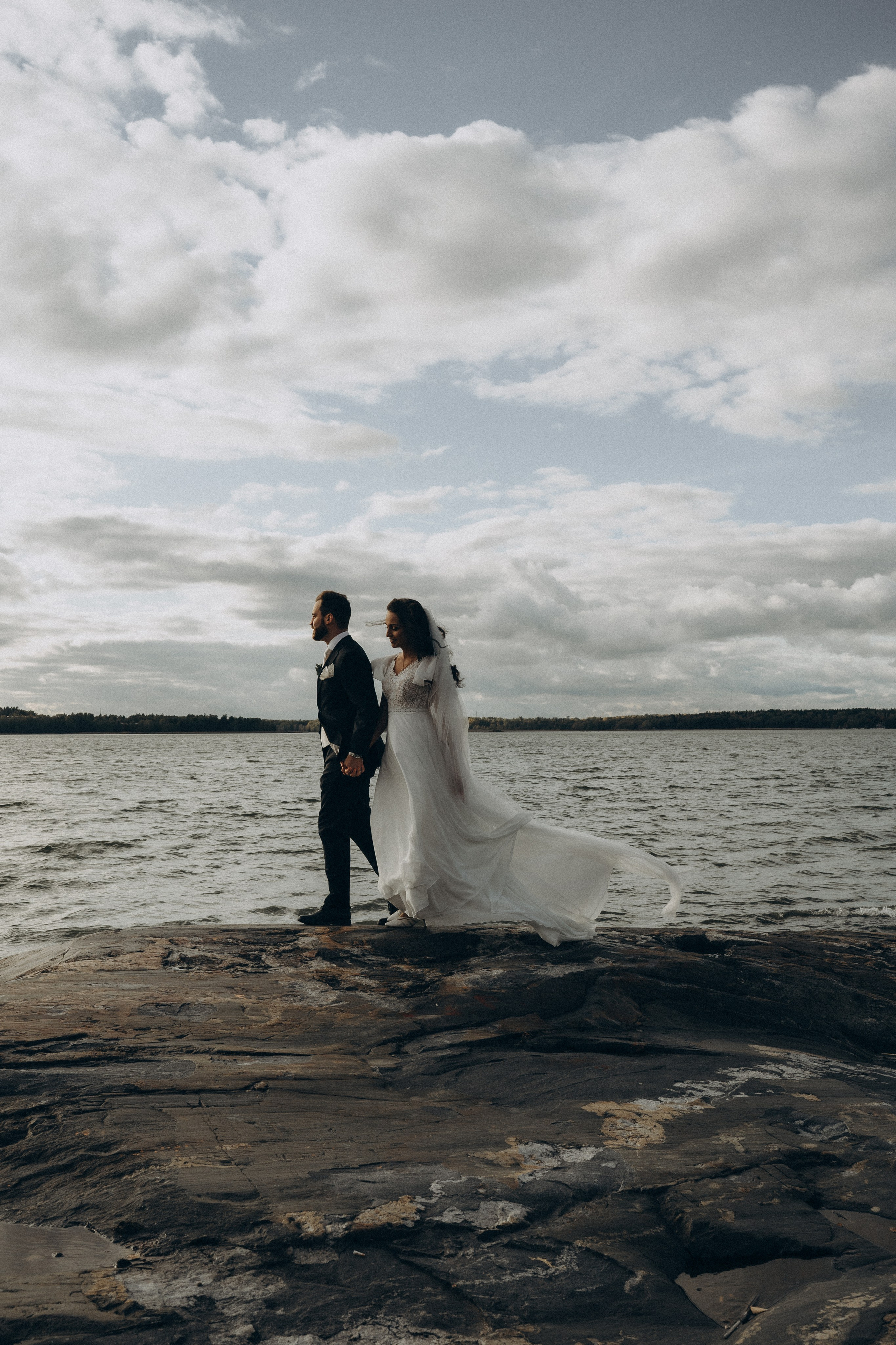 W&S. Wedding and portrait photographer in Helsinki Vickan O