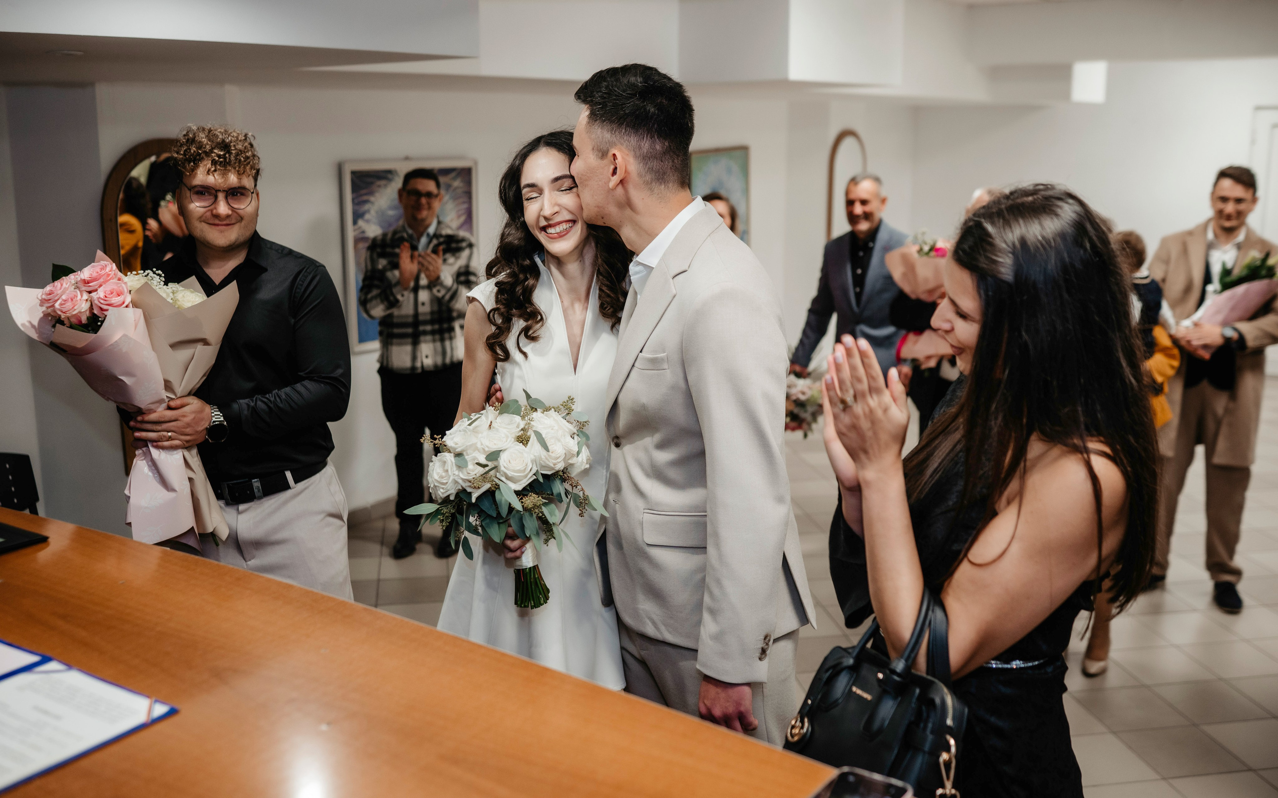 🤎 I o a n a  & D a n i e l — Wedding Day Preview. Wedding & Family Photographer