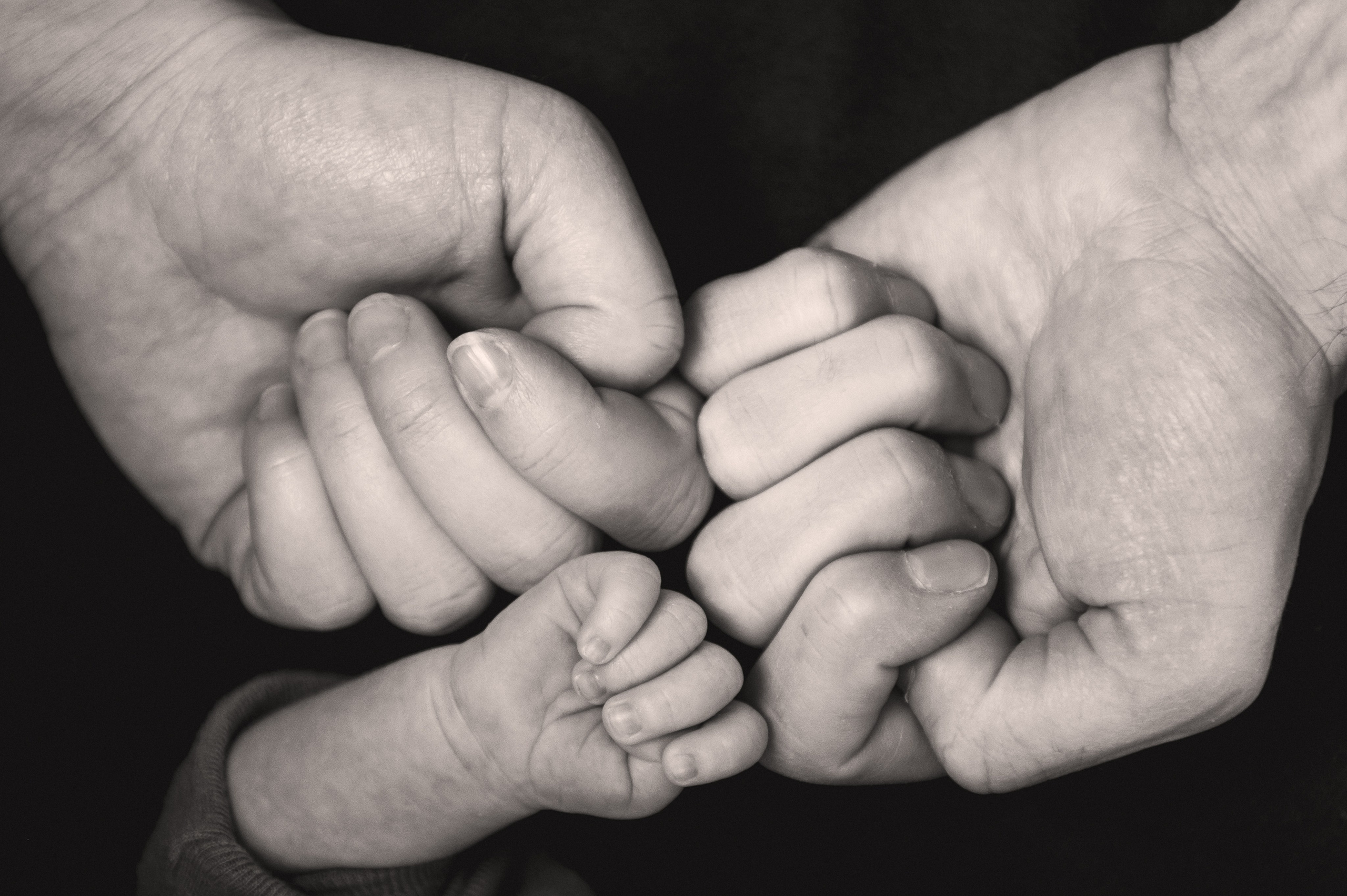 Lea. Maternity Newborn and Family photographer Hamburg Claire Hambley