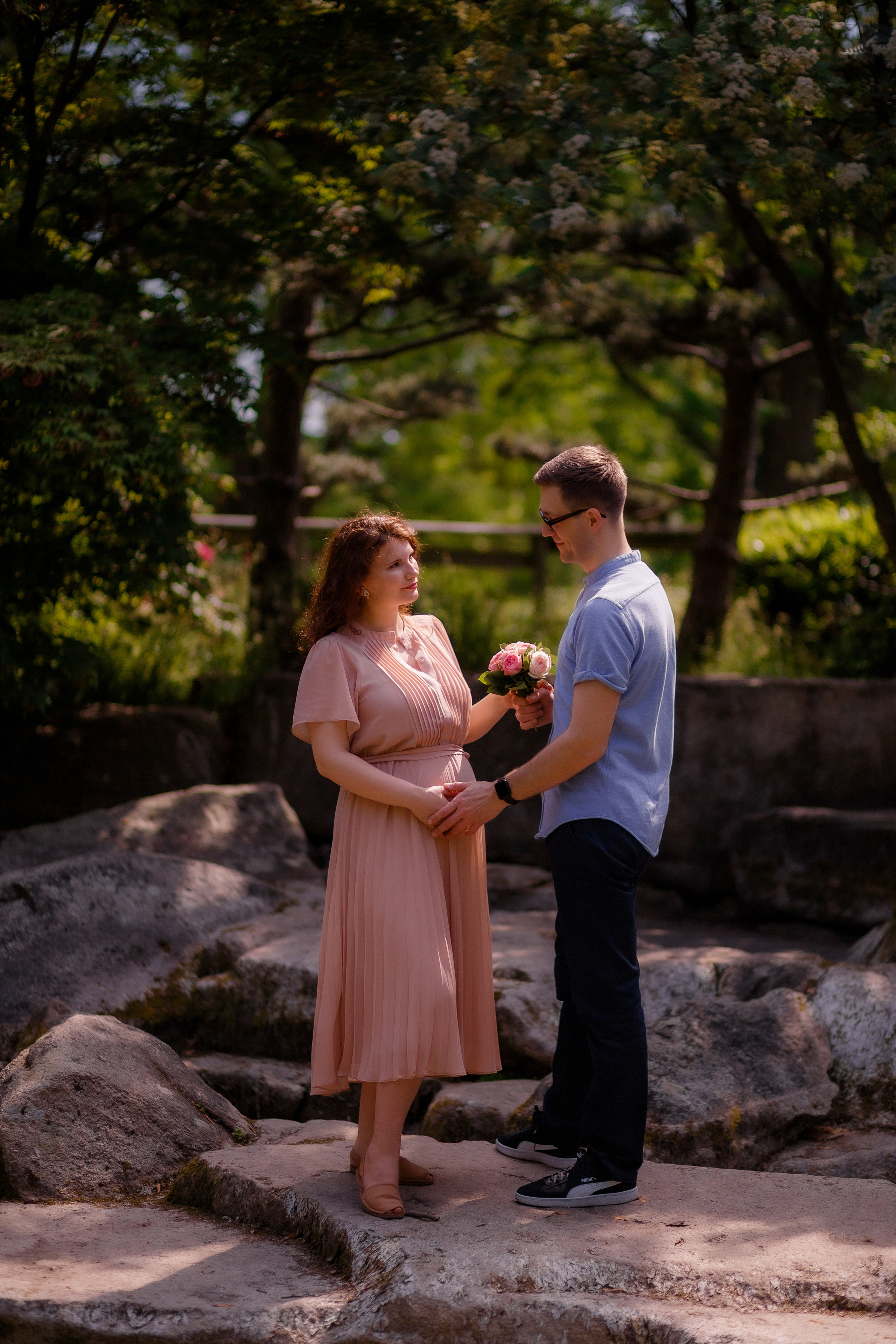 Babybauch Fotoshooting in Hamburg günstig, Fotograf in Hamburg. Fotografin Hamburg Reinbek Elizaveta Romanova