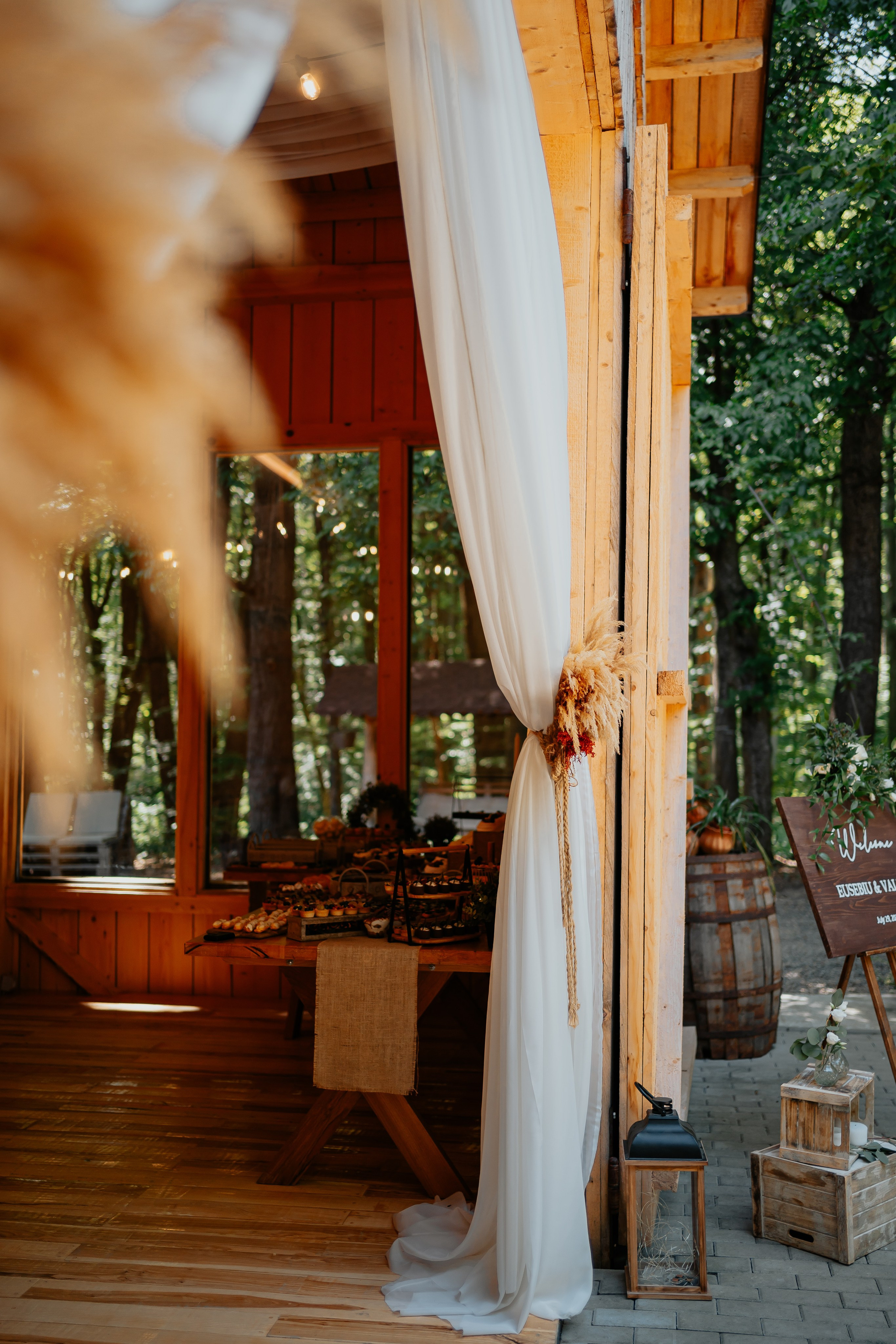 E & V. Fotograf Nunta Iasi - Hearts & Pictures