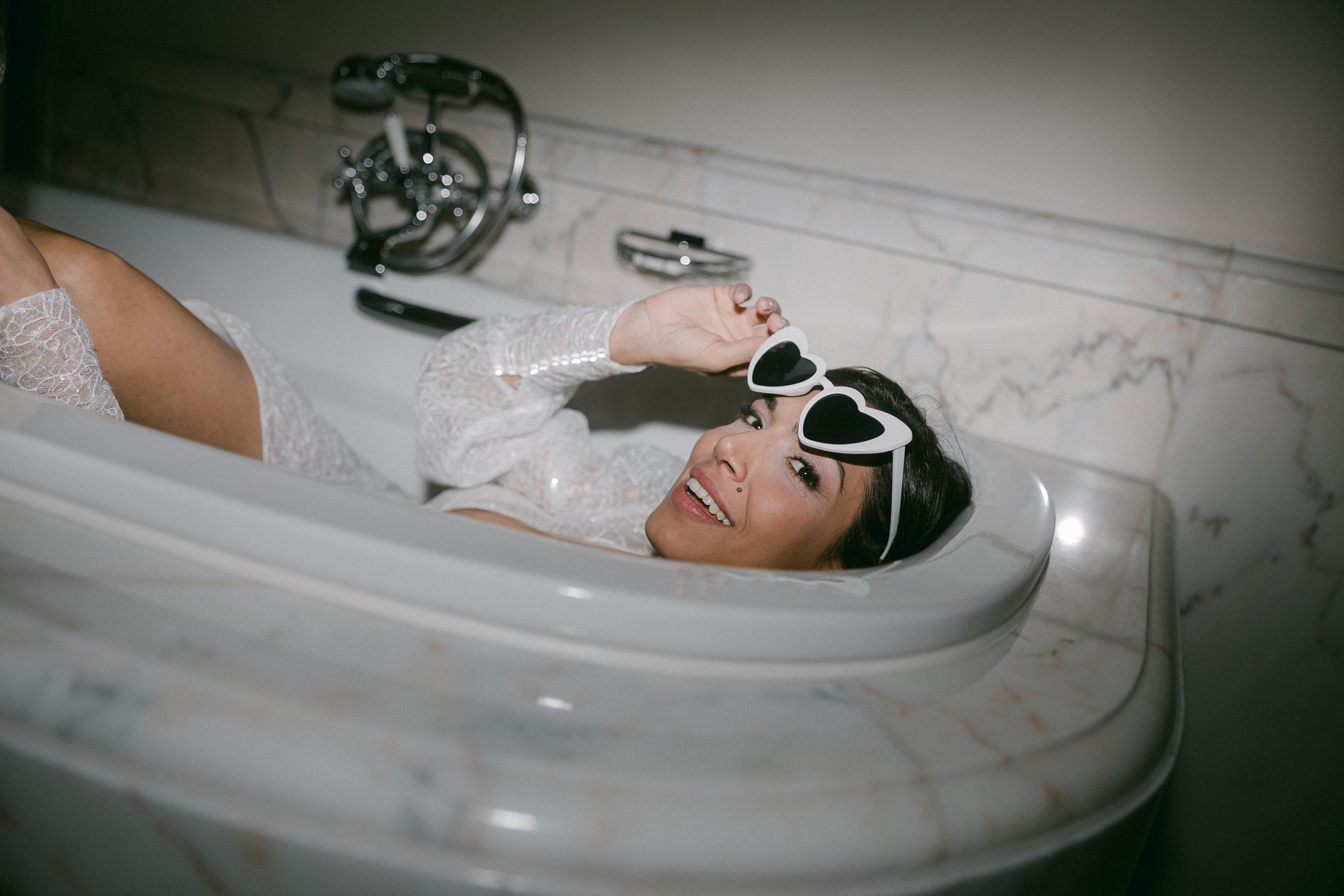 Cool after wedding party. Familien- & Hochzeitsfotografin Schweiz. Valeria Diaz in Zürich und Umgebung