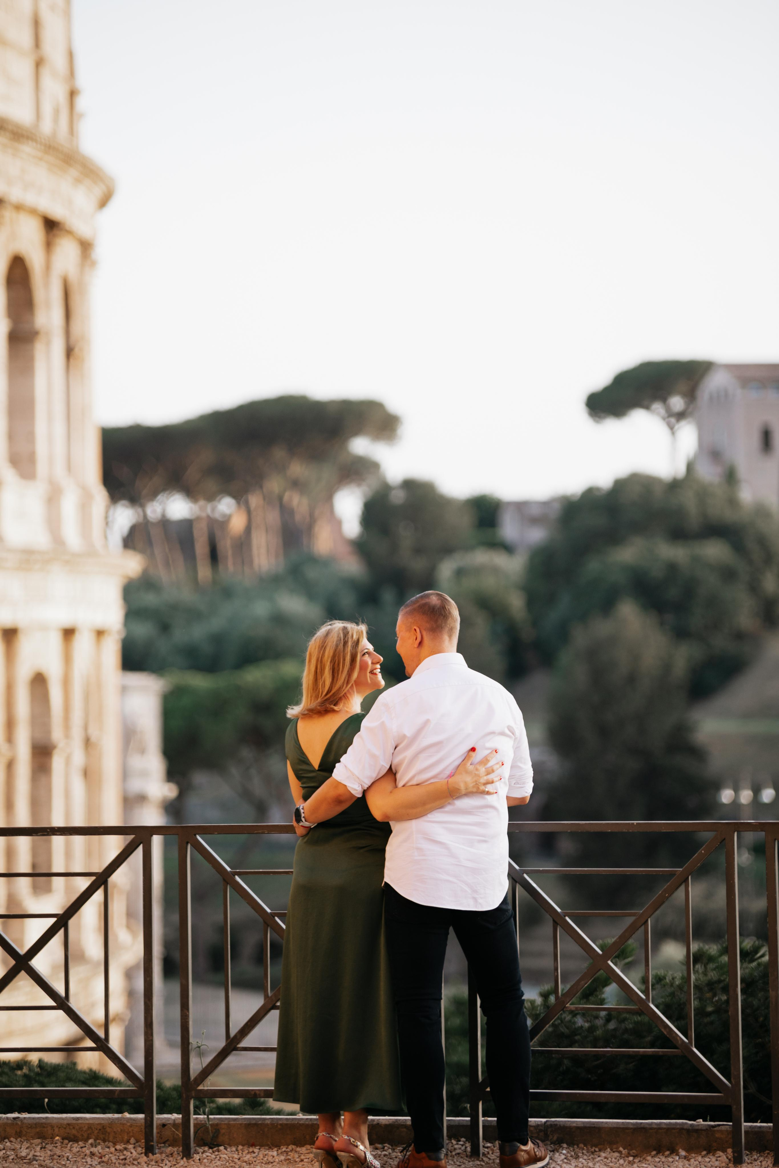 Eleni & Juha. Romantic Photoshoot. Photographer in Rome