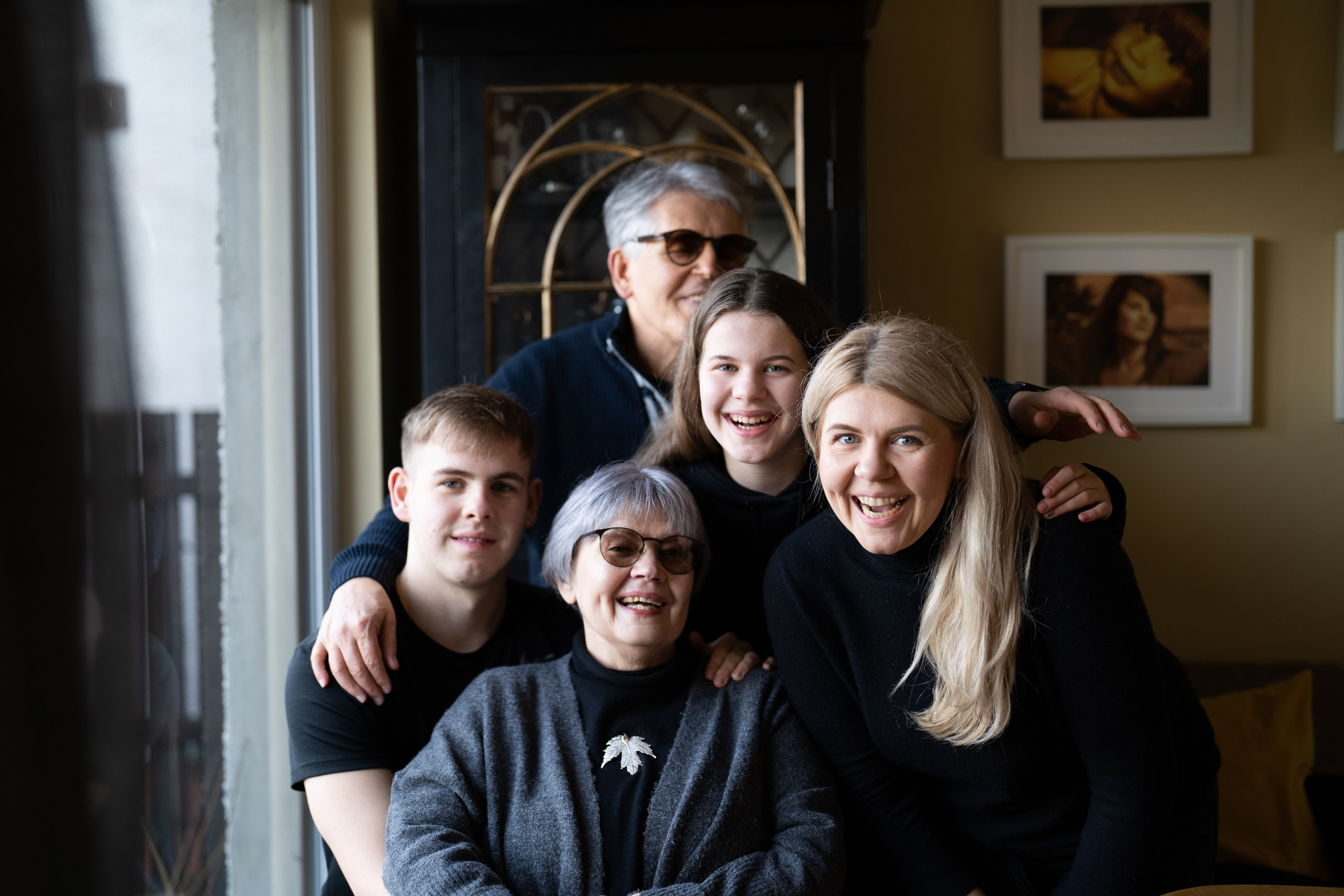 South Queensferry. Photographer & Tour Guide Based in Scotland