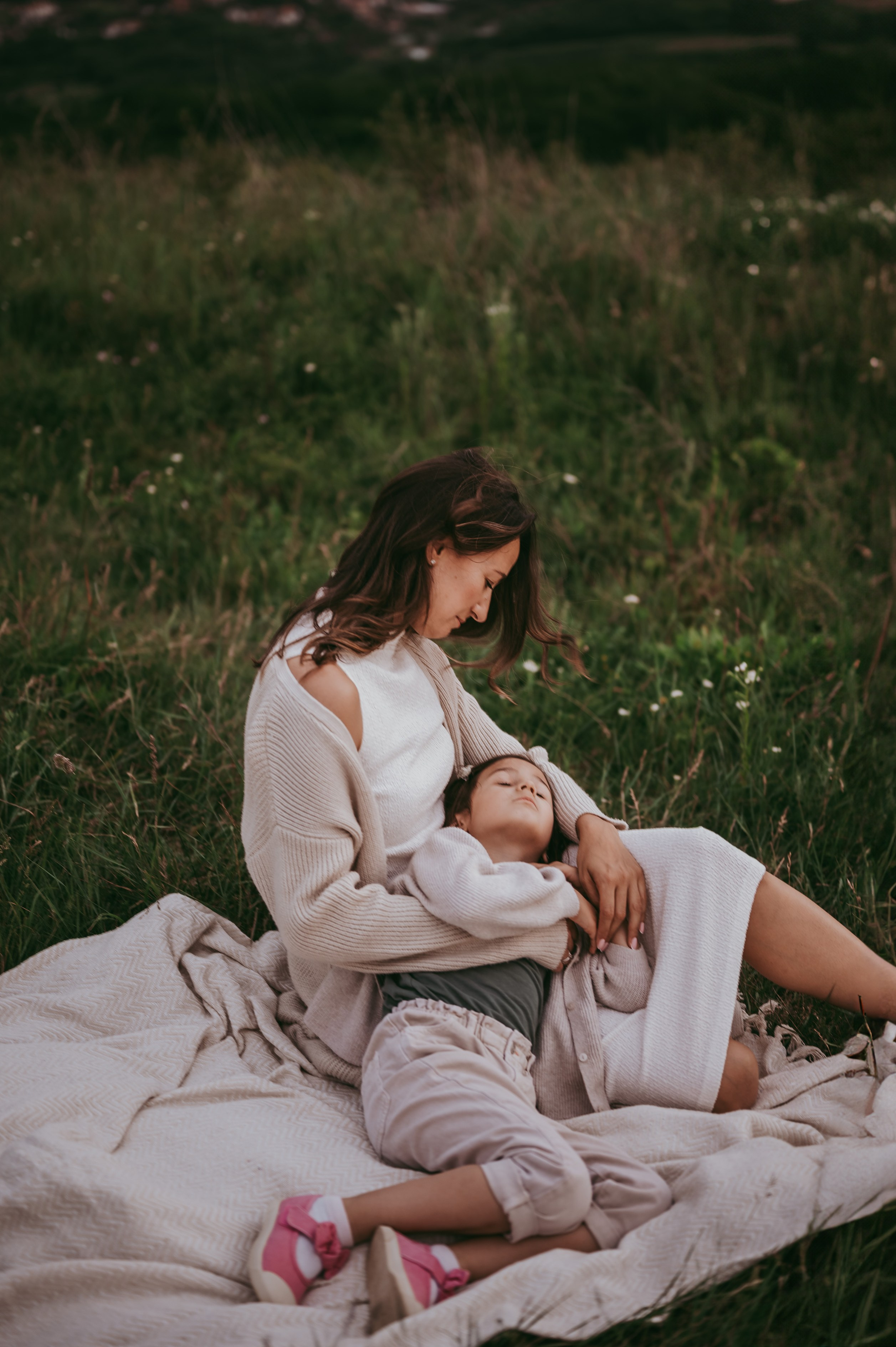 Bojana i Srna / mammy and me photosession. Deciji i porodicni fotograf u Beogradu Oksana Skendzic