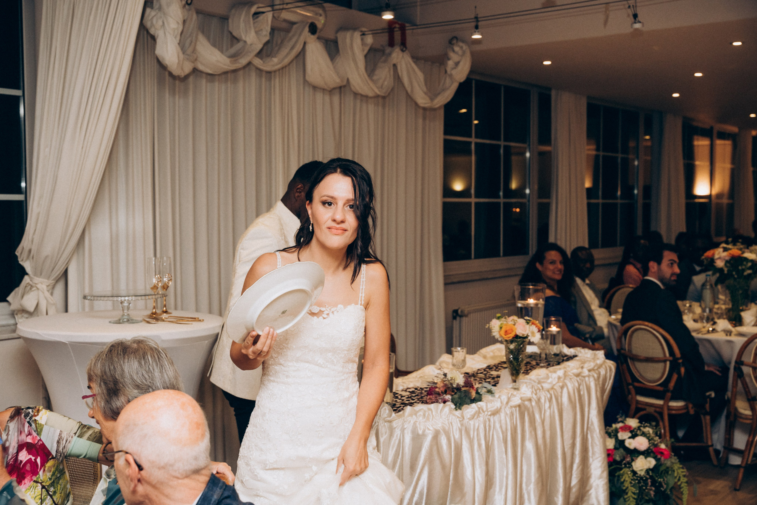 Anisa & Yannick huwelijk in Gent. Little Birdie – Jouw familie- en huwelijksfotograaf in België en daarbuiten