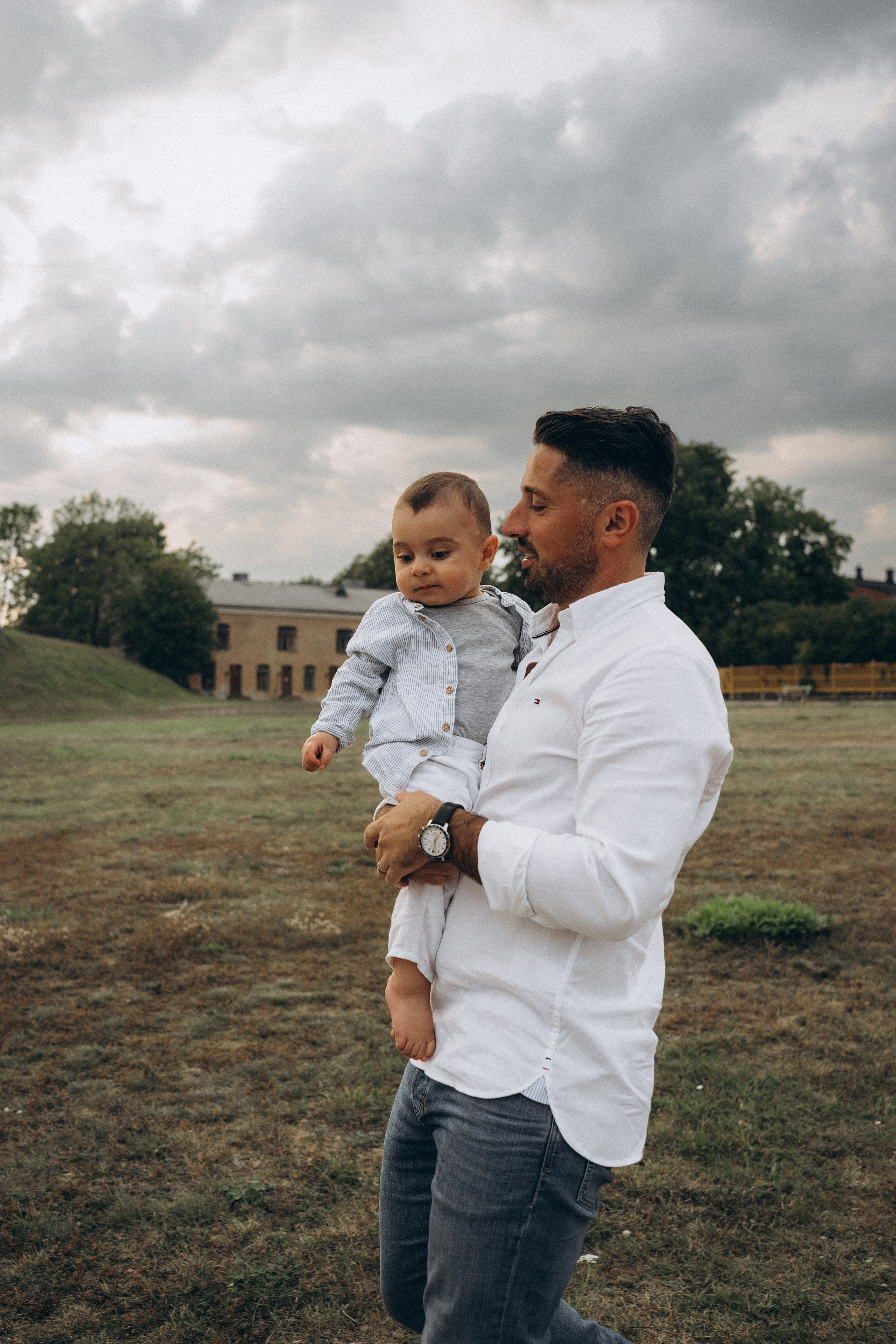 Summer. Wedding and portrait photographer in Helsinki Vickan O