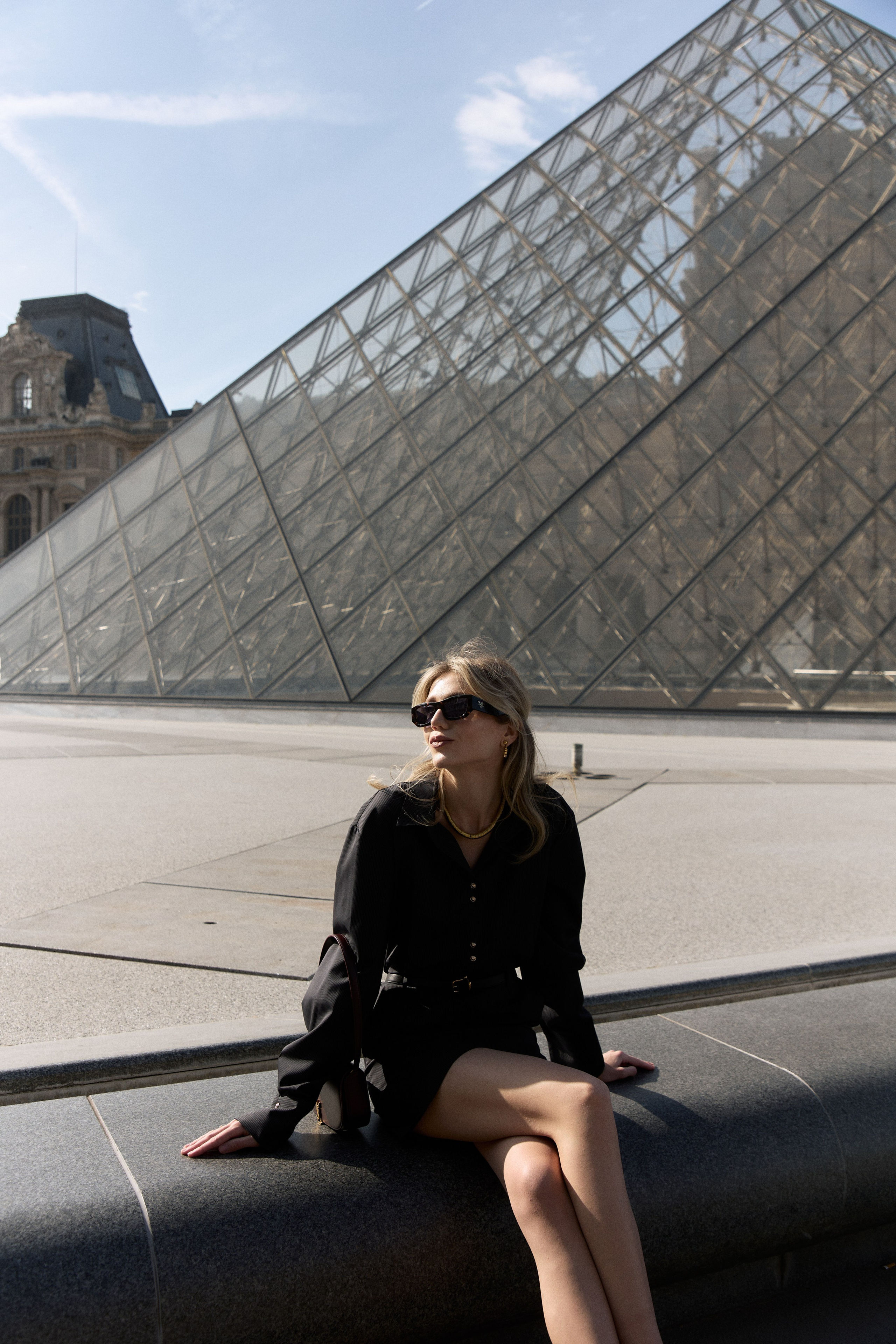 Victoria. Photographer in Paris