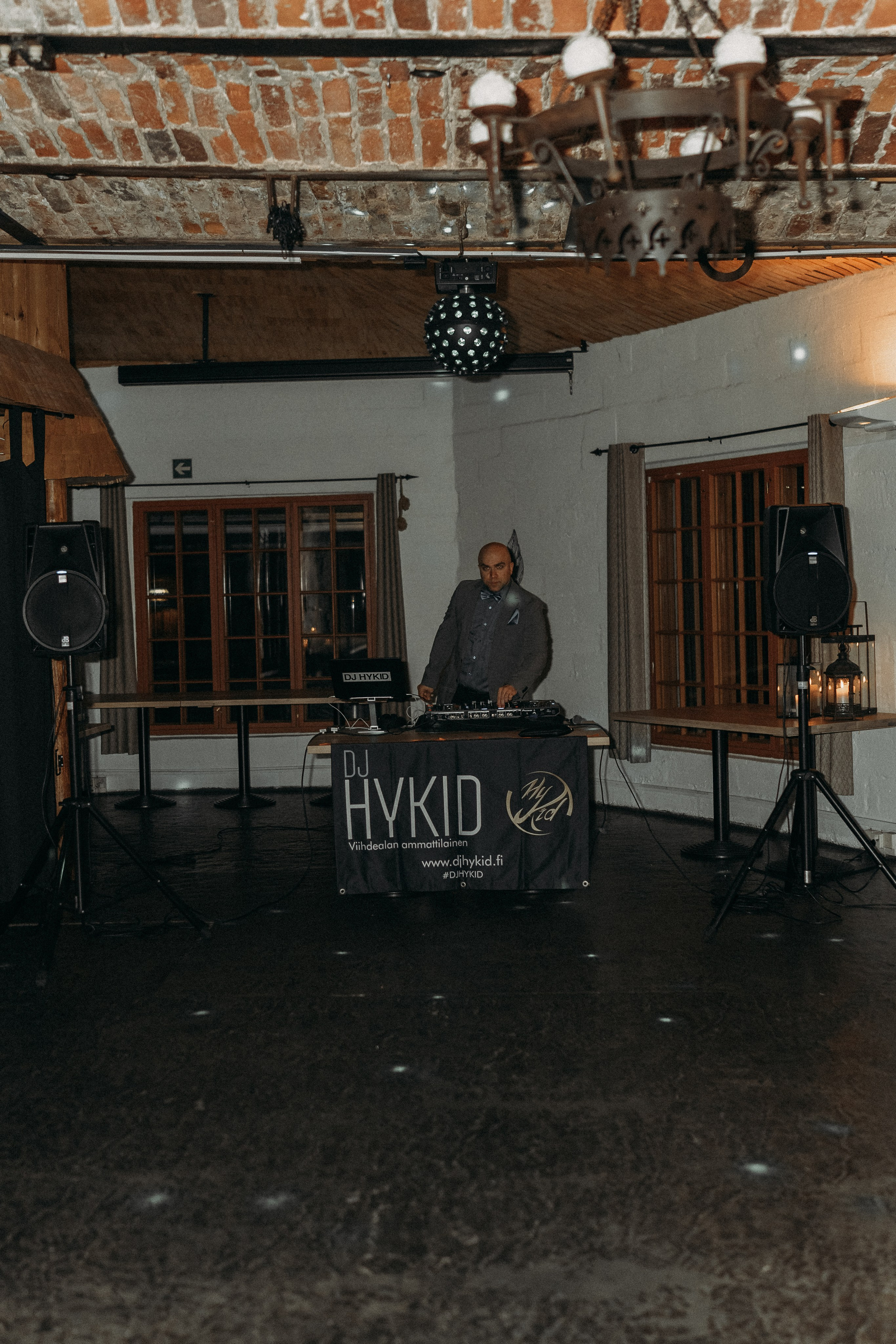 C&A. Wedding and portrait photographer in Helsinki Vickan O