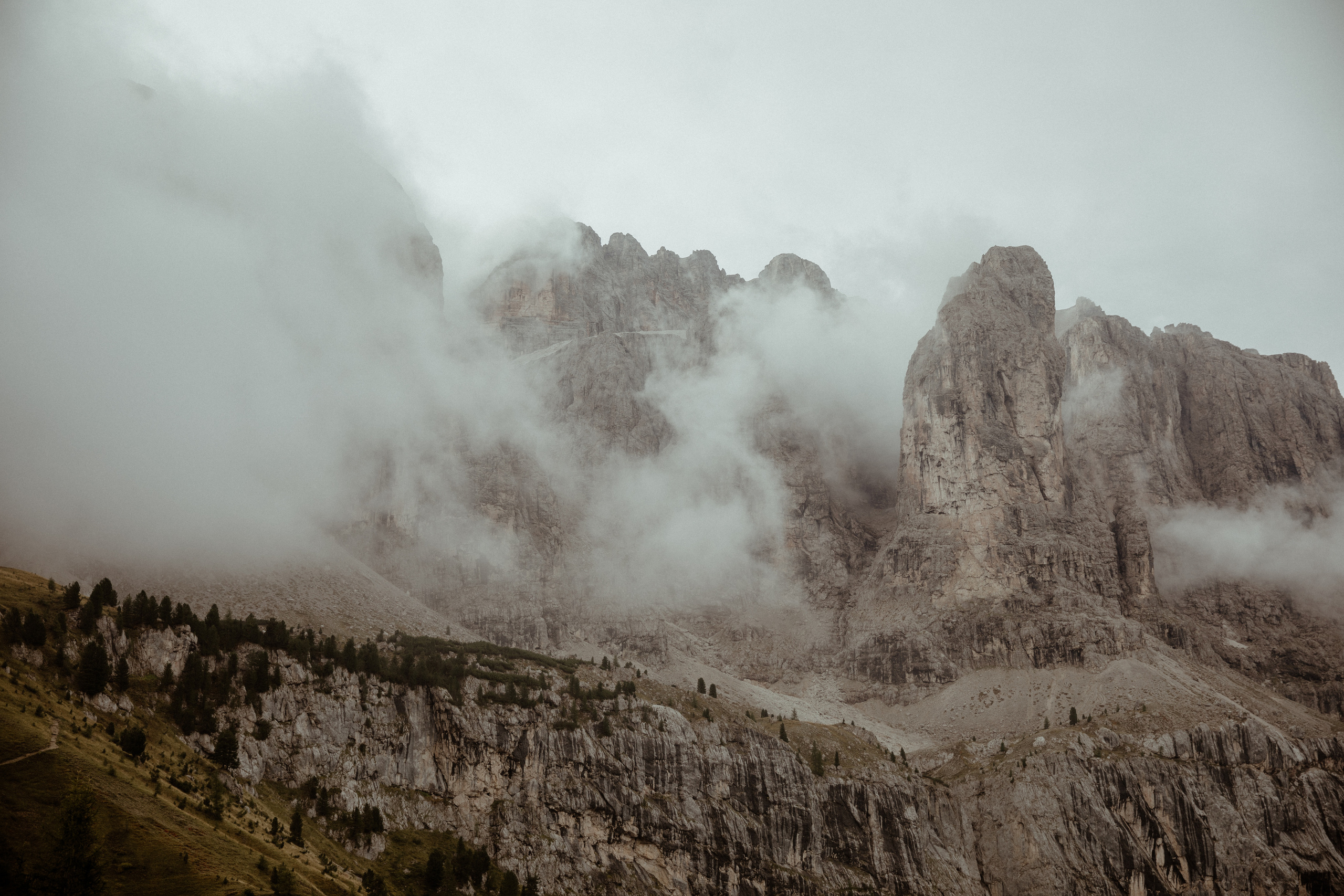 Intimate Wedding in the Dolomites. Iceland elopement photo and video | Nikolaichik Photo