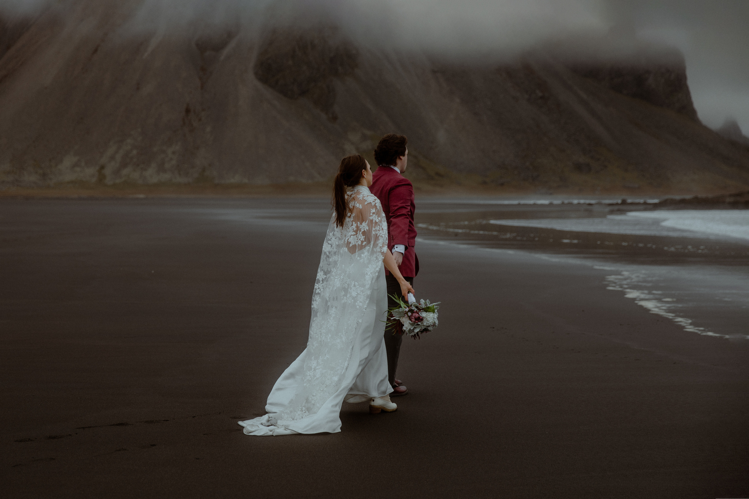 Secret hiking Elopement in Iceland. Iceland elopement photo and video | Nikolaichik Photo