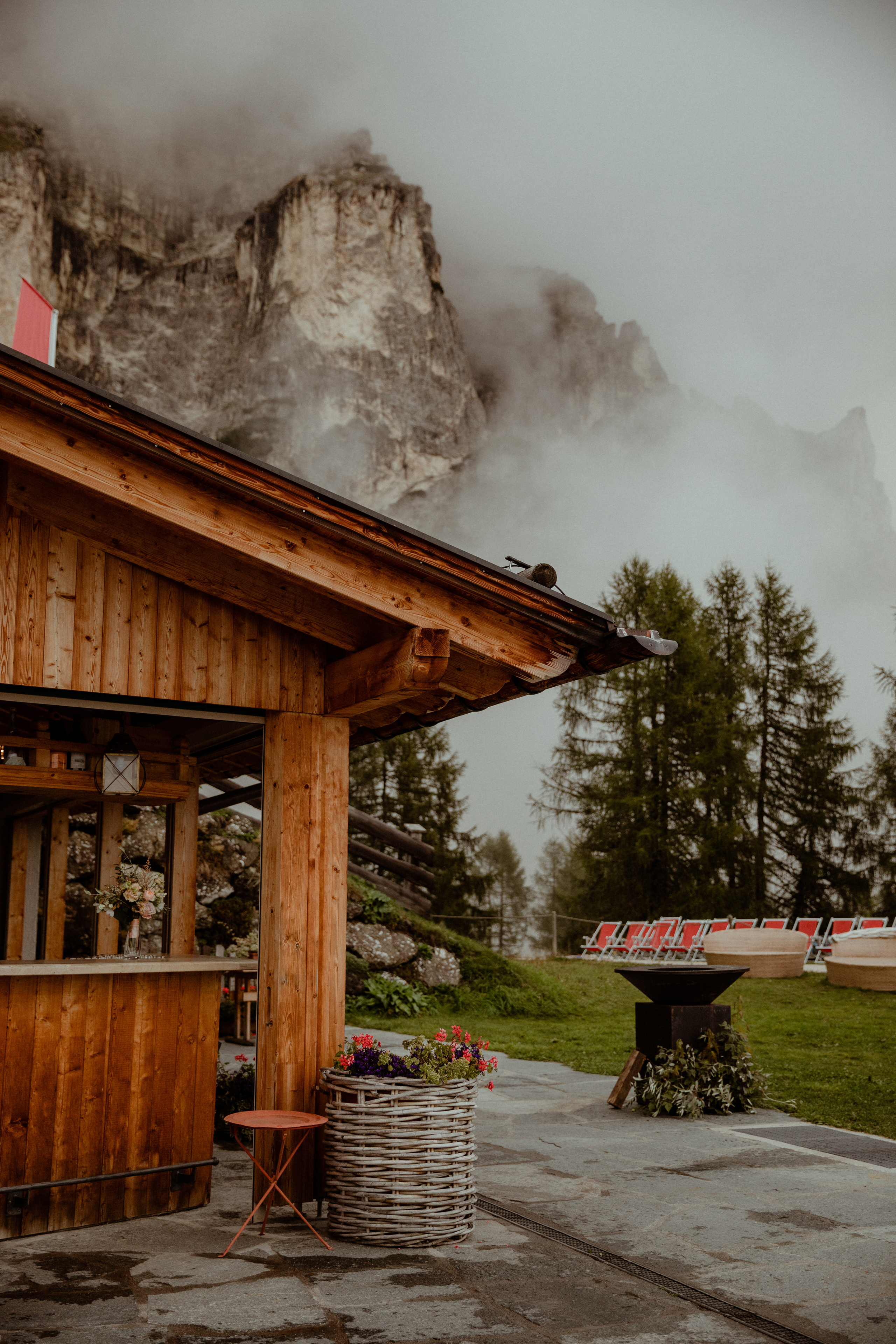 Intimate Wedding in the Dolomites. Iceland elopement photo and video | Nikolaichik Photo