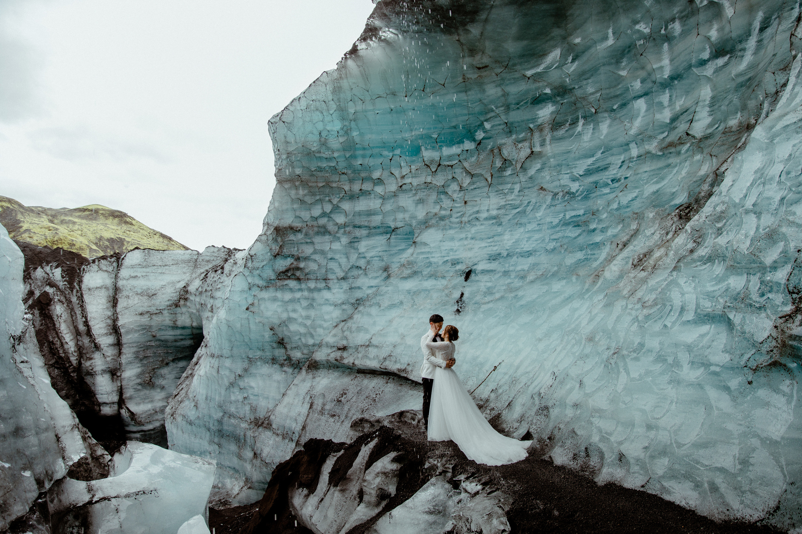 glacier elopement Iceland