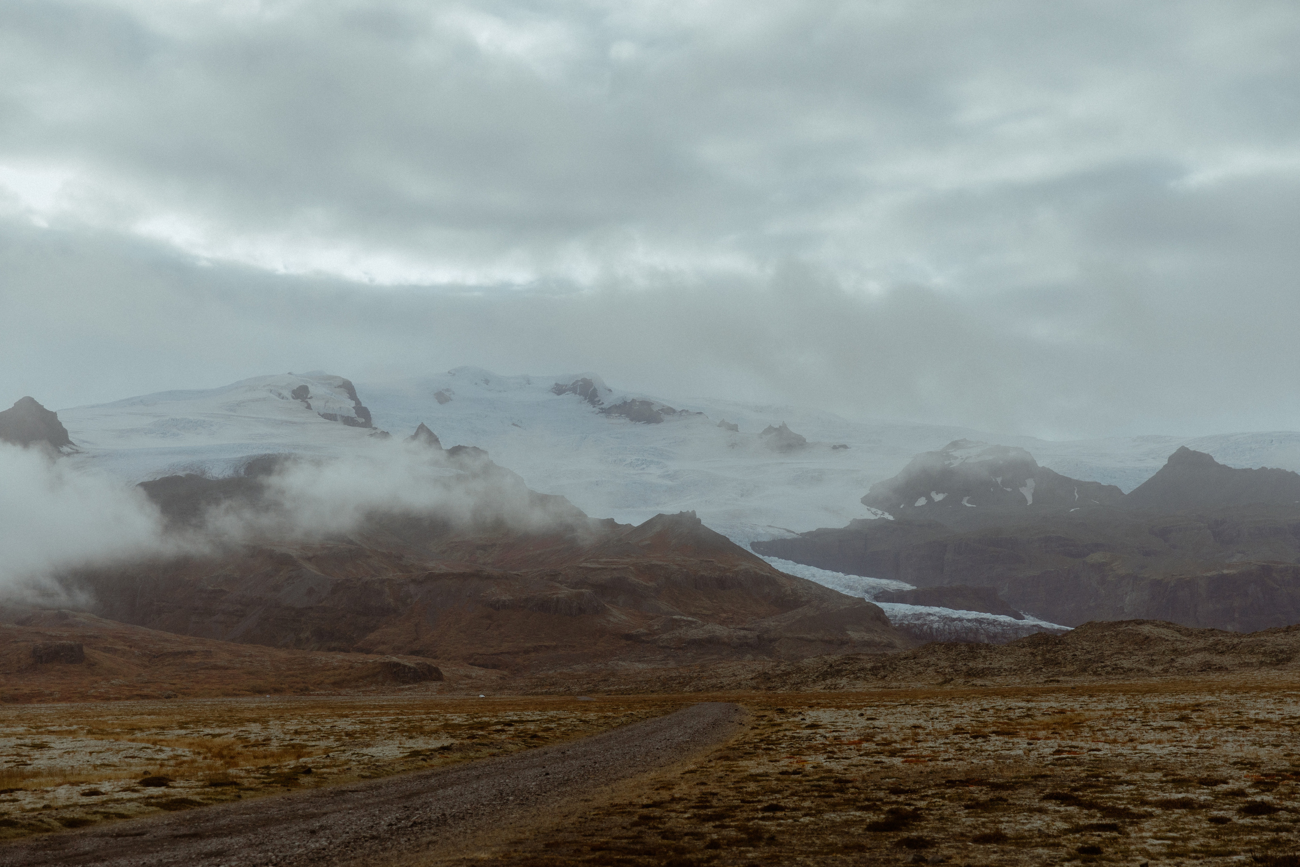 Secret hiking Elopement in Iceland. Iceland elopement photo and video | Nikolaichik Photo