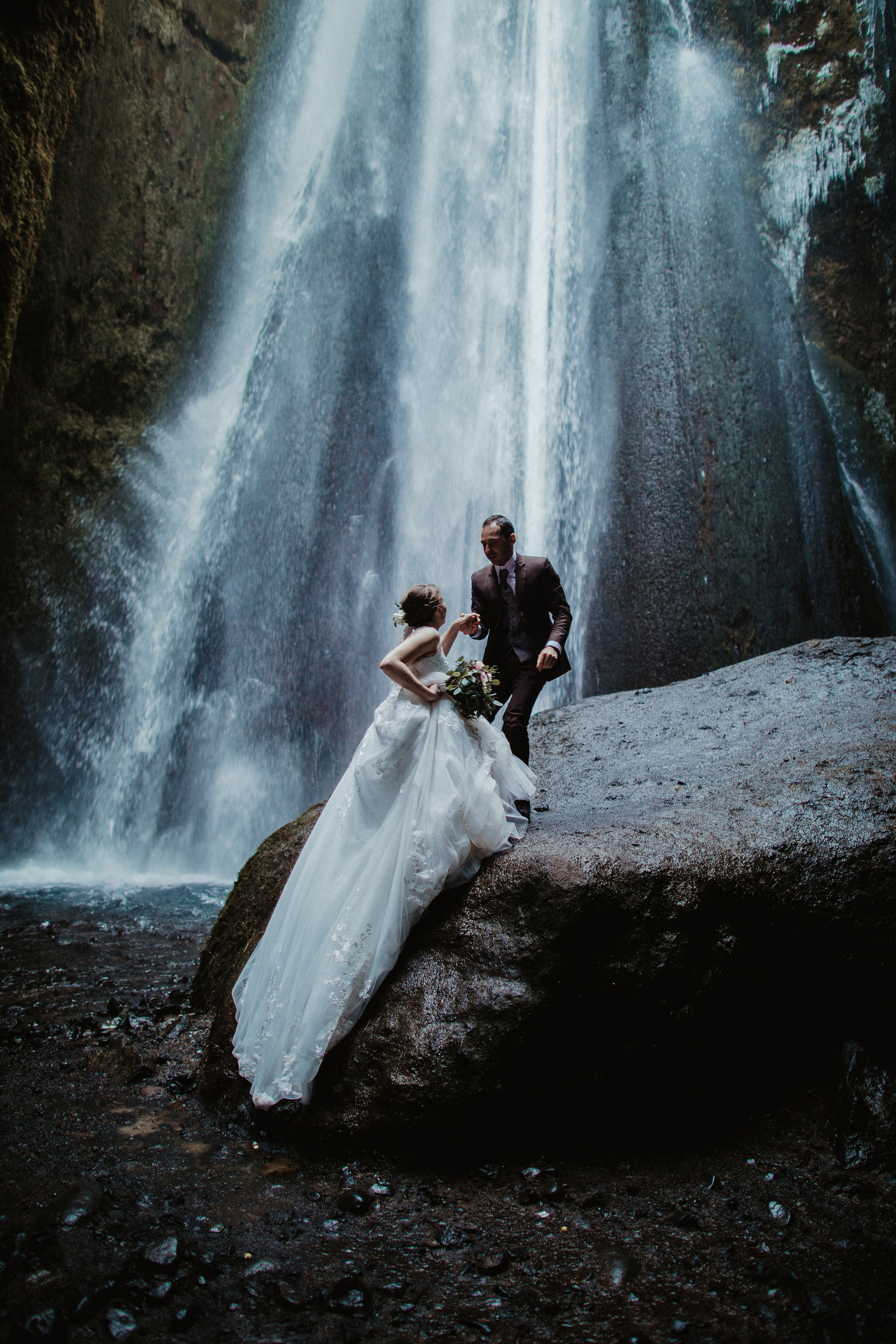 Winter Wedding in Iceland. Iceland elopement photo and video | Nikolaichik Photo