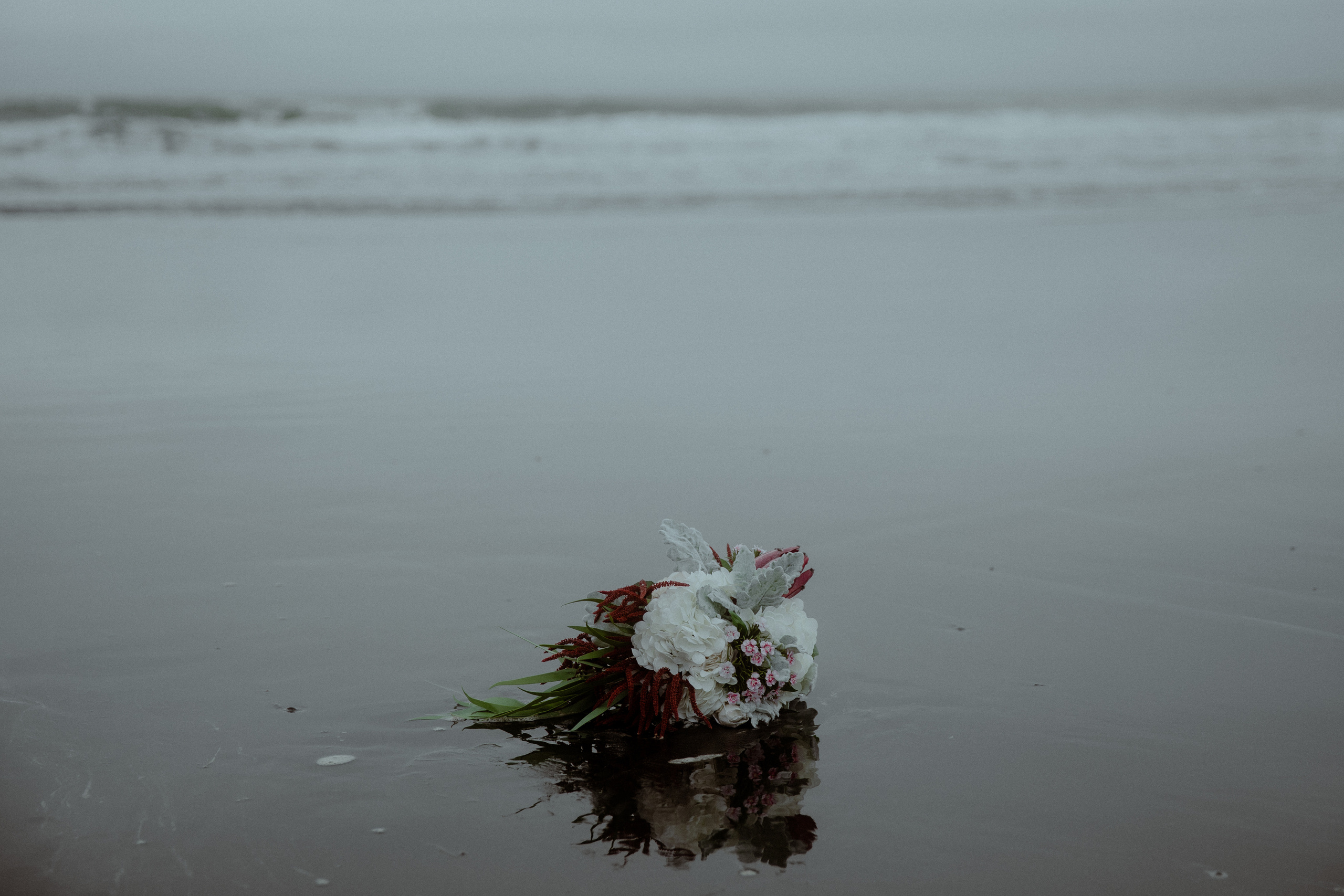 Secret hiking Elopement in Iceland. Iceland elopement photo and video | Nikolaichik Photo