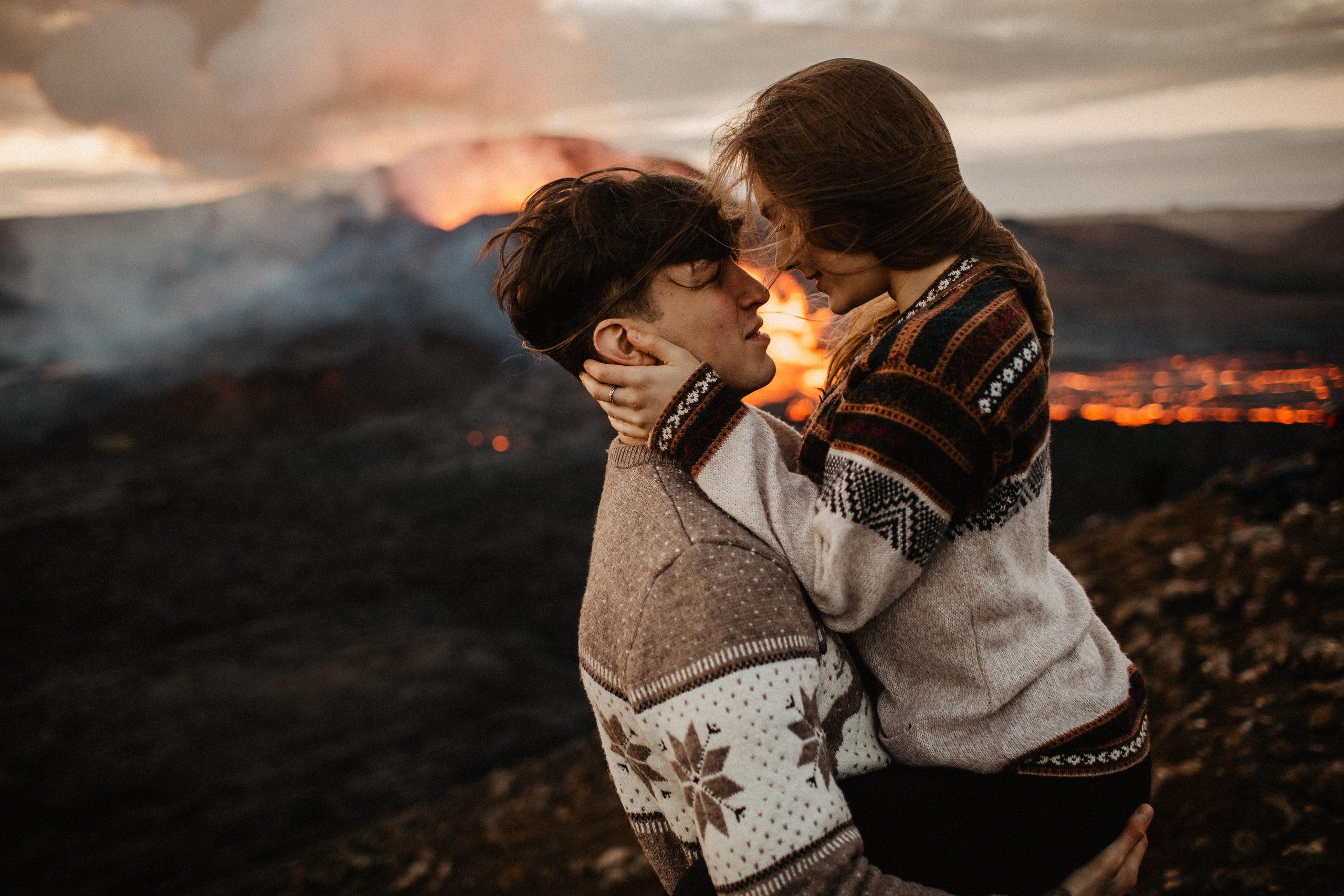 Couple photoshoot in front of volcano eruption in Iceland. Iceland elopement photo and video | Nikolaichik Photo