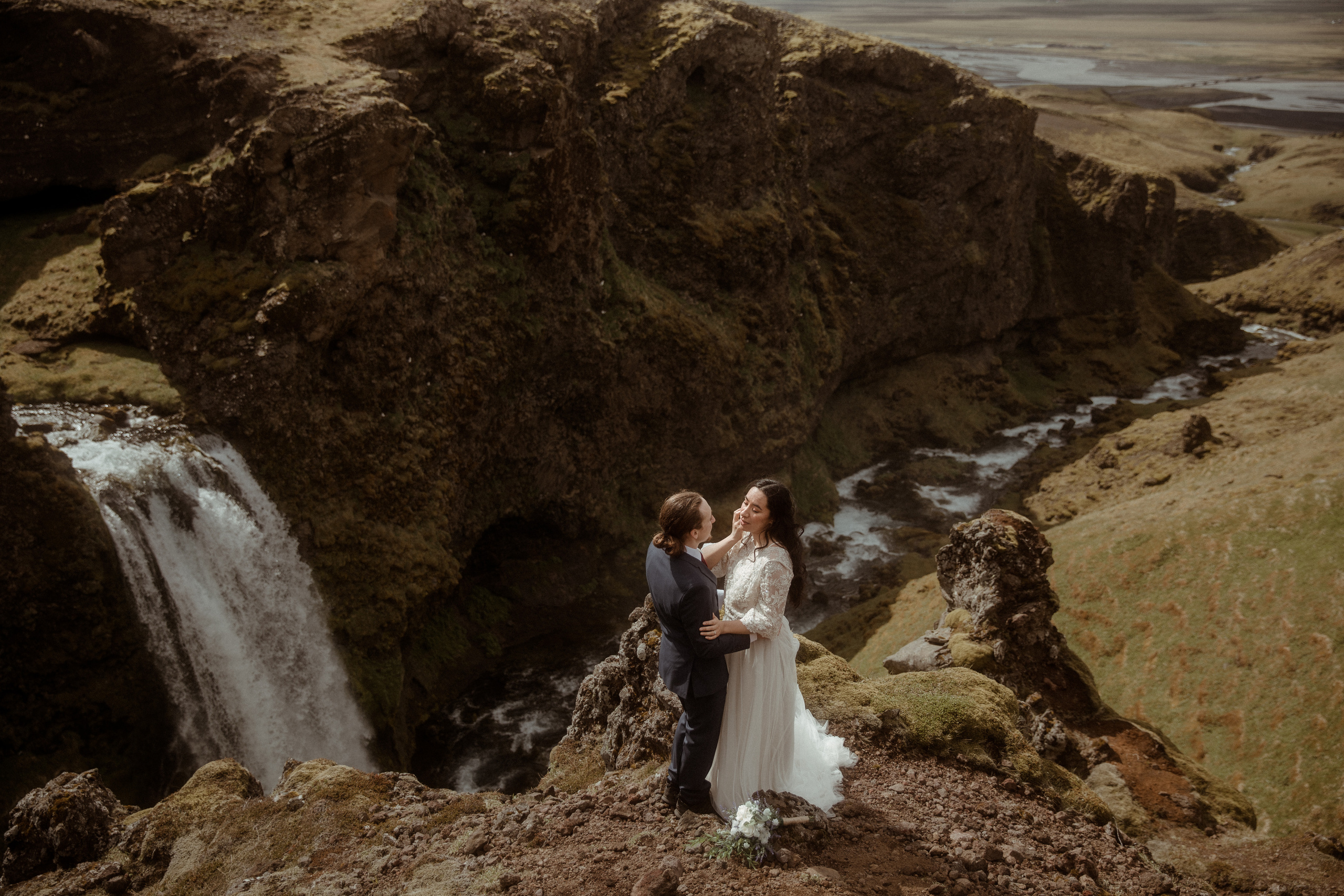 Hiking Iceland Elopement. Iceland elopement photographer & videographer