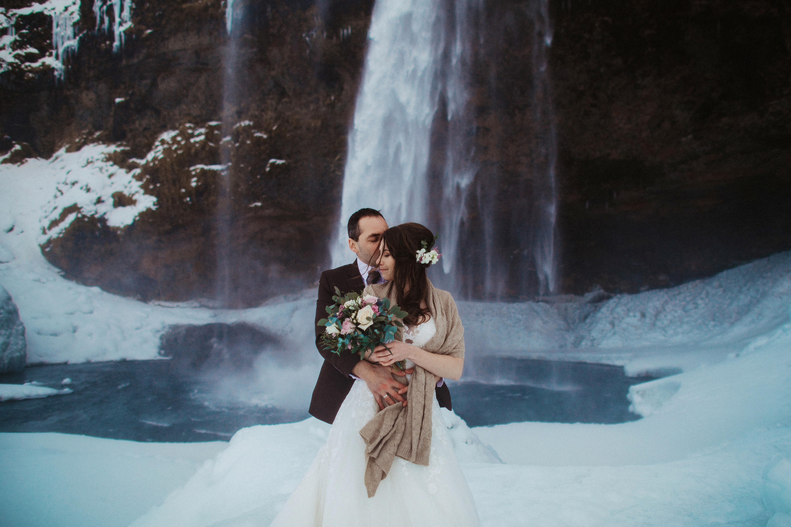 Winter Wedding in Iceland. Iceland elopement photo and video | Nikolaichik Photo