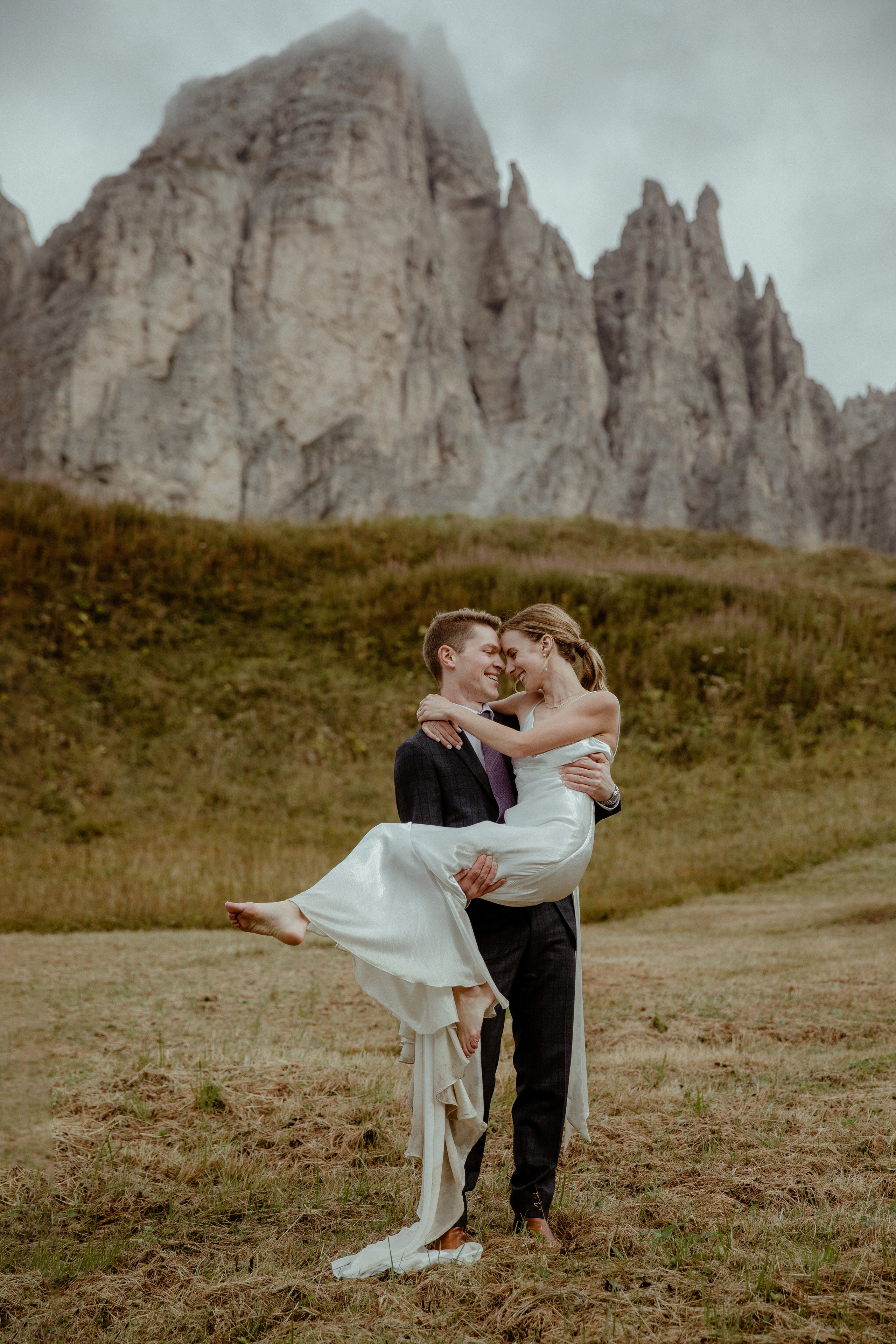 Intimate Wedding in the Dolomites. Iceland elopement photo and video | Nikolaichik Photo