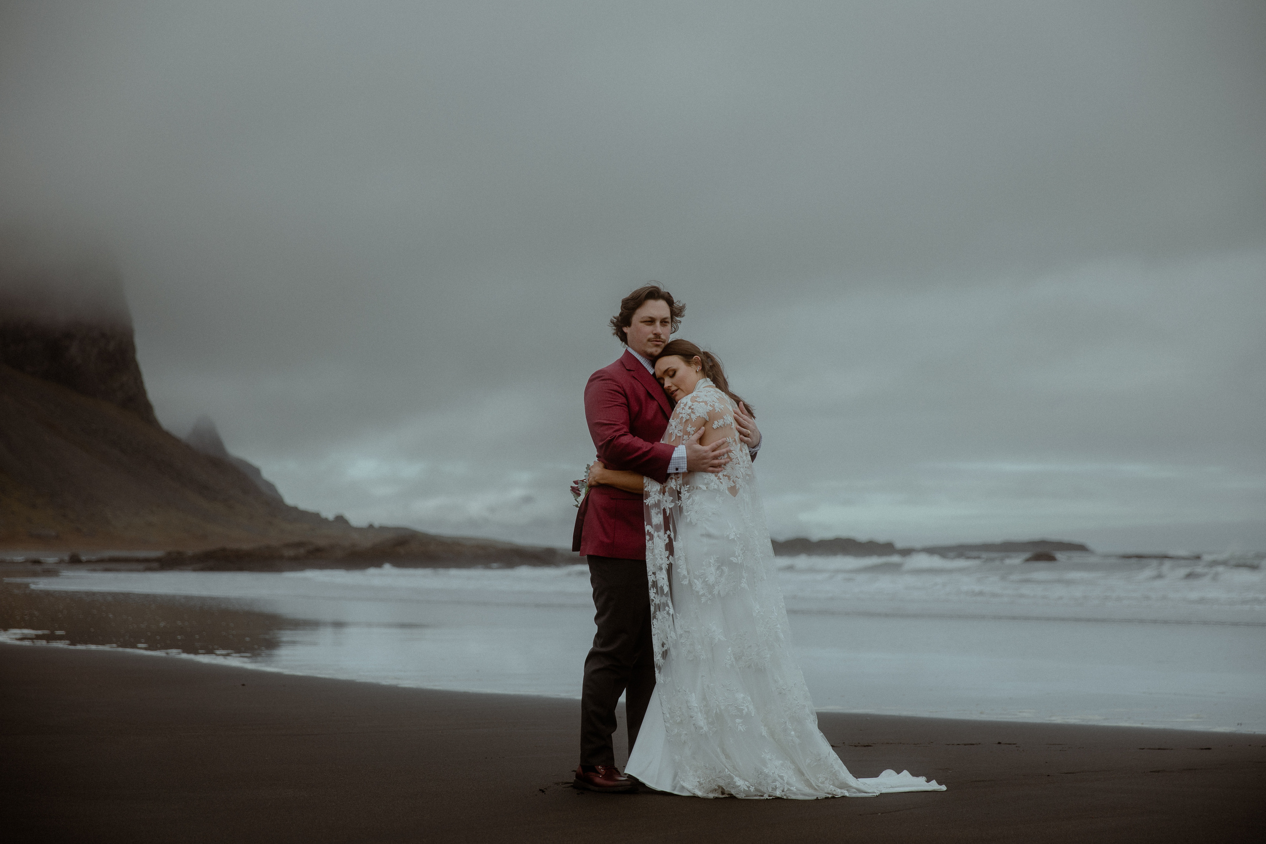 Secret hiking Elopement in Iceland. Iceland elopement photo and video | Nikolaichik Photo