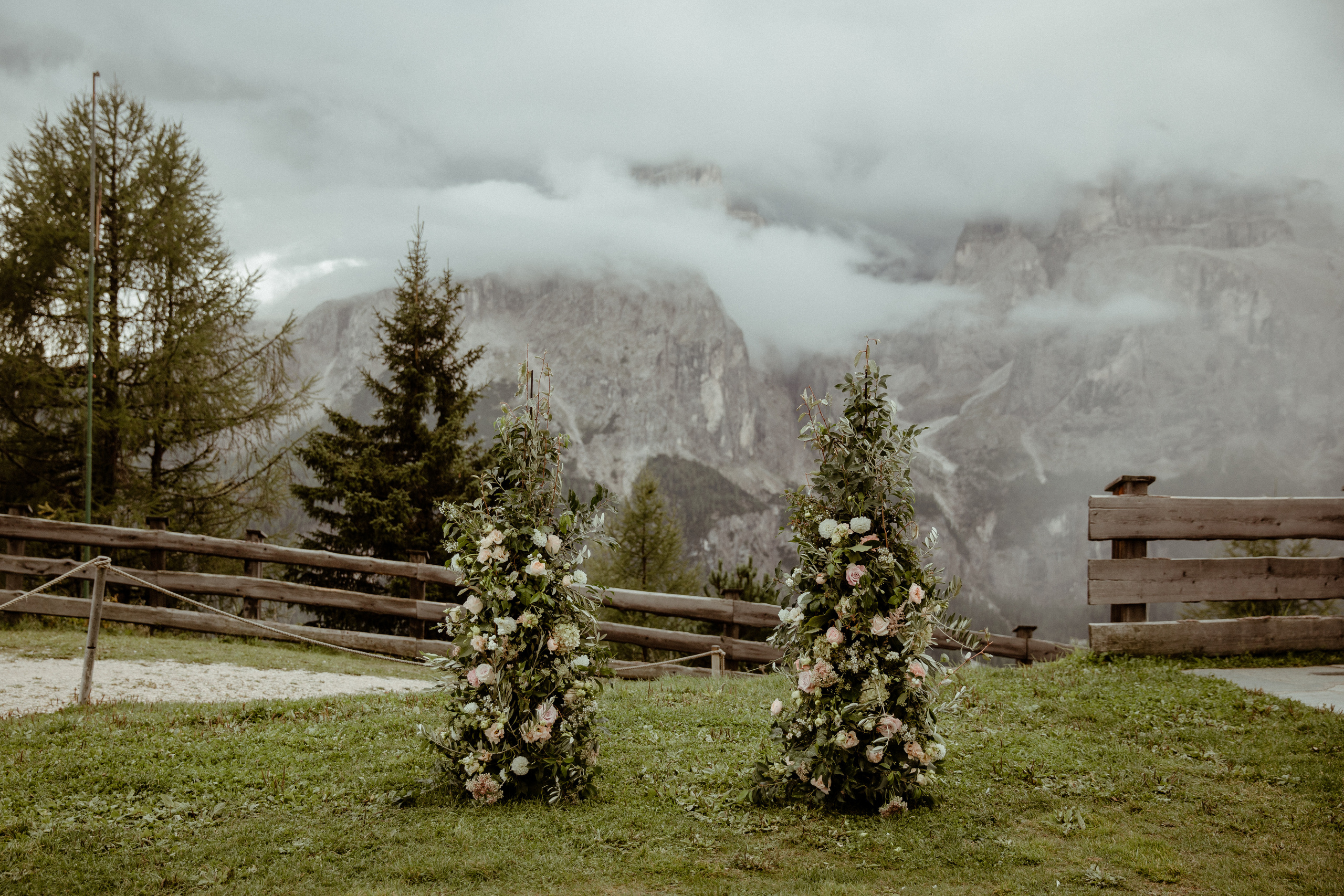 Intimate Wedding in the Dolomites. Iceland elopement photo and video | Nikolaichik Photo