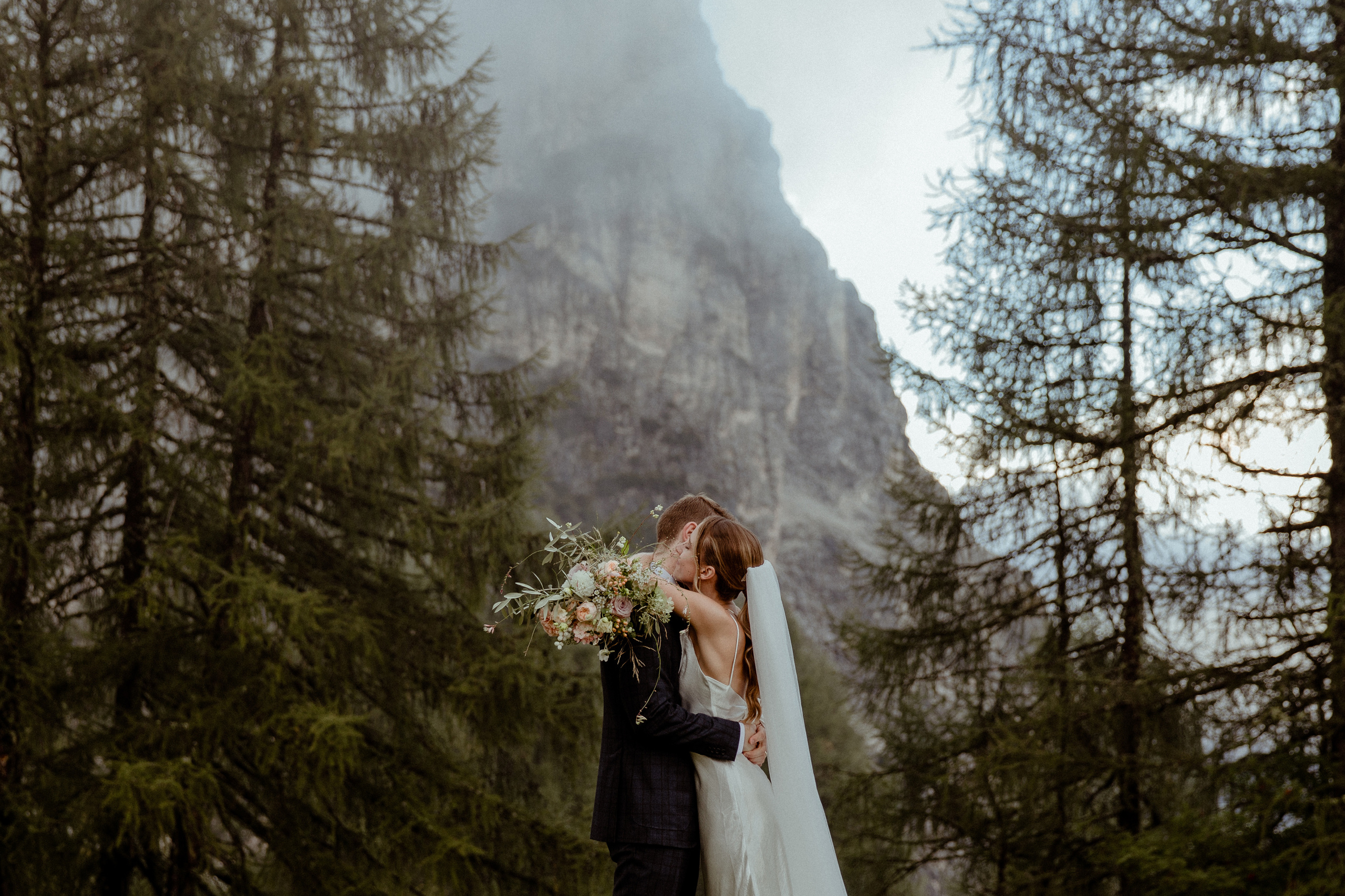 Intimate Wedding in the Dolomites. Iceland elopement photo and video | Nikolaichik Photo