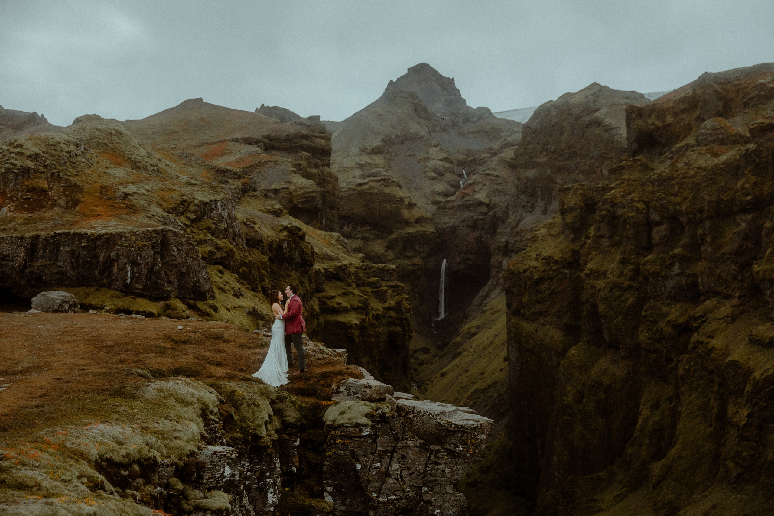 Secret hiking Elopement in Iceland. Iceland elopement photo and video | Nikolaichik Photo