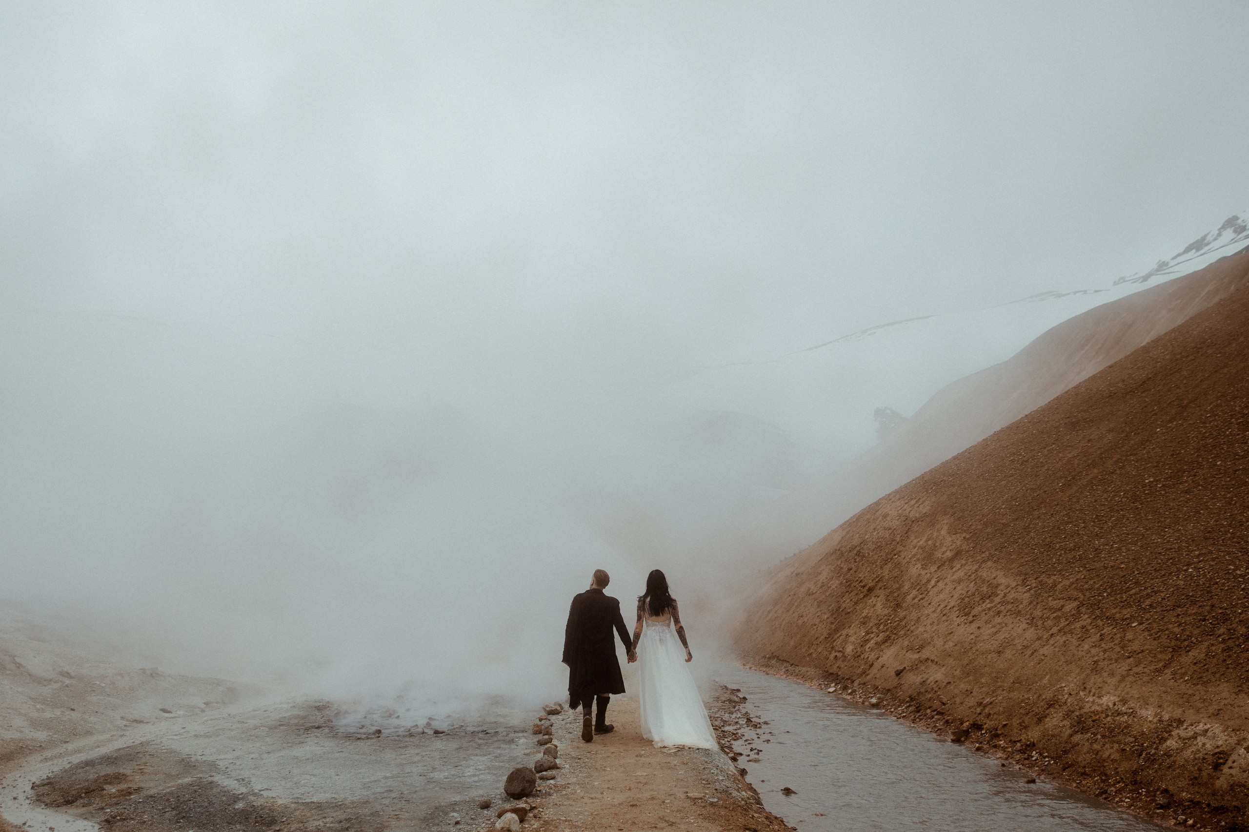Wedding in Iceland’s Highlands. Iceland elopement photographer & videographer