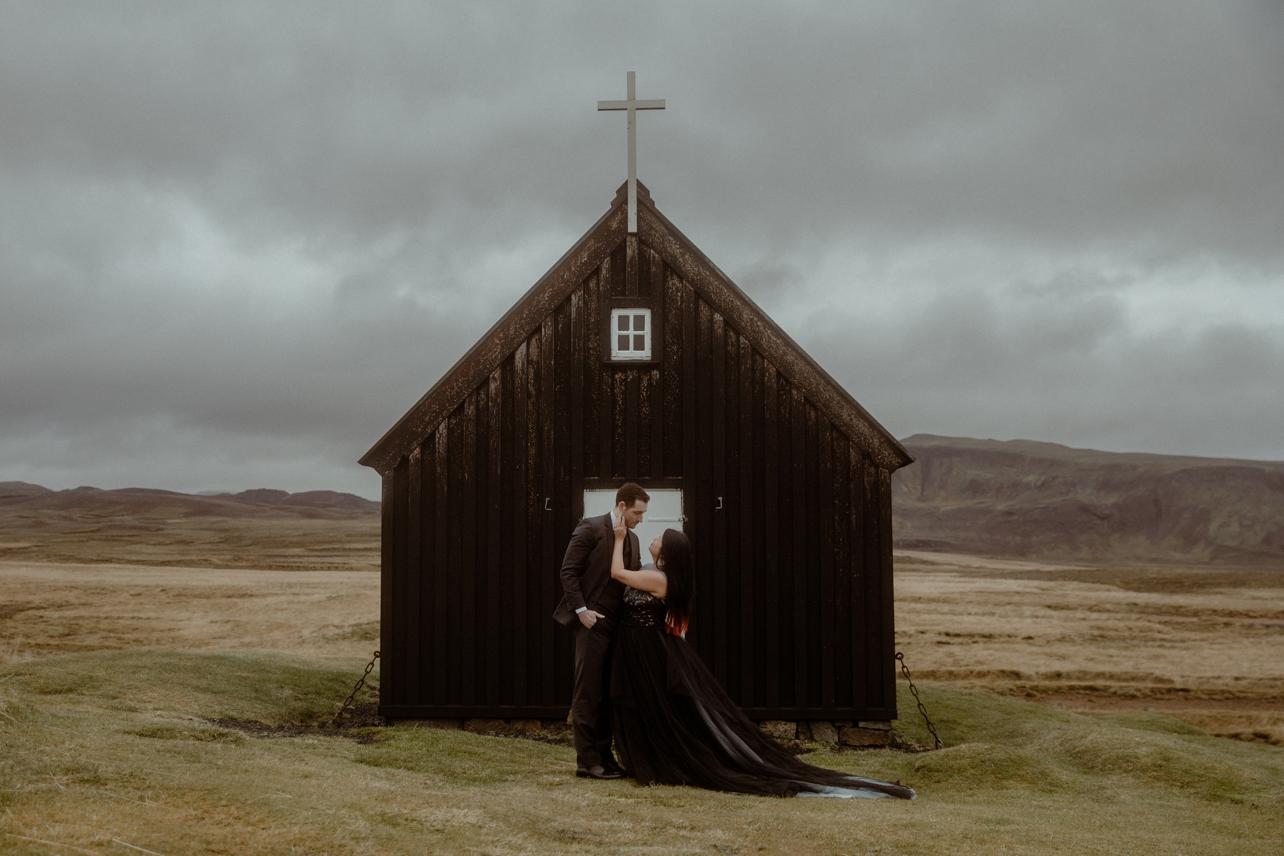 Anniversary photoshoot in Iceland. Iceland elopement photo and video | Nikolaichik Photo