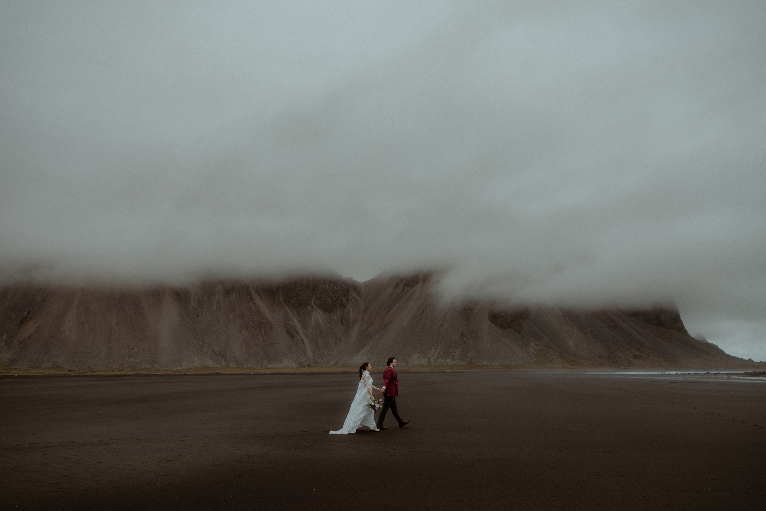 Secret hiking Elopement in Iceland. Iceland elopement photo and video | Nikolaichik Photo