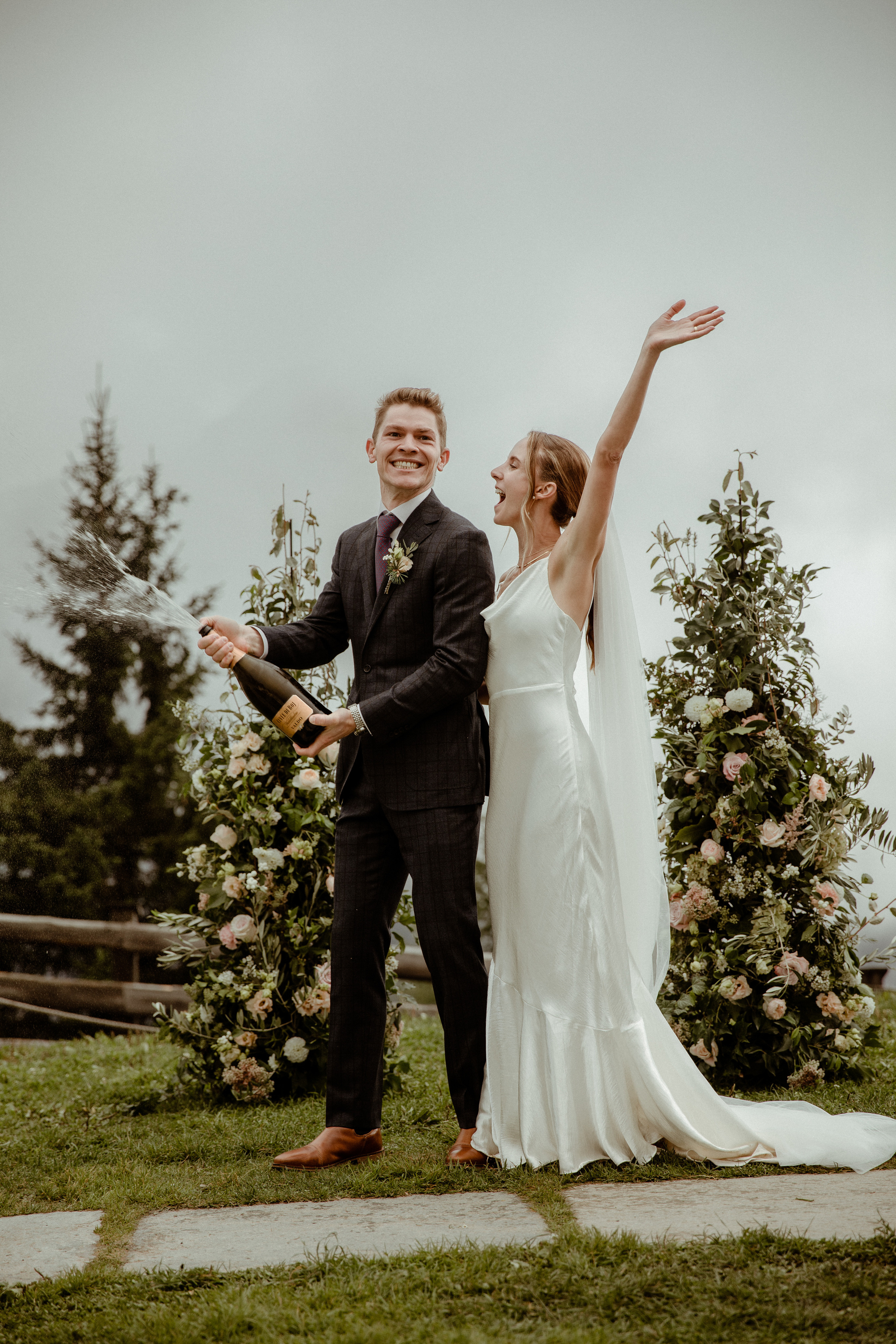 Intimate Wedding in the Dolomites. Iceland elopement photo and video | Nikolaichik Photo