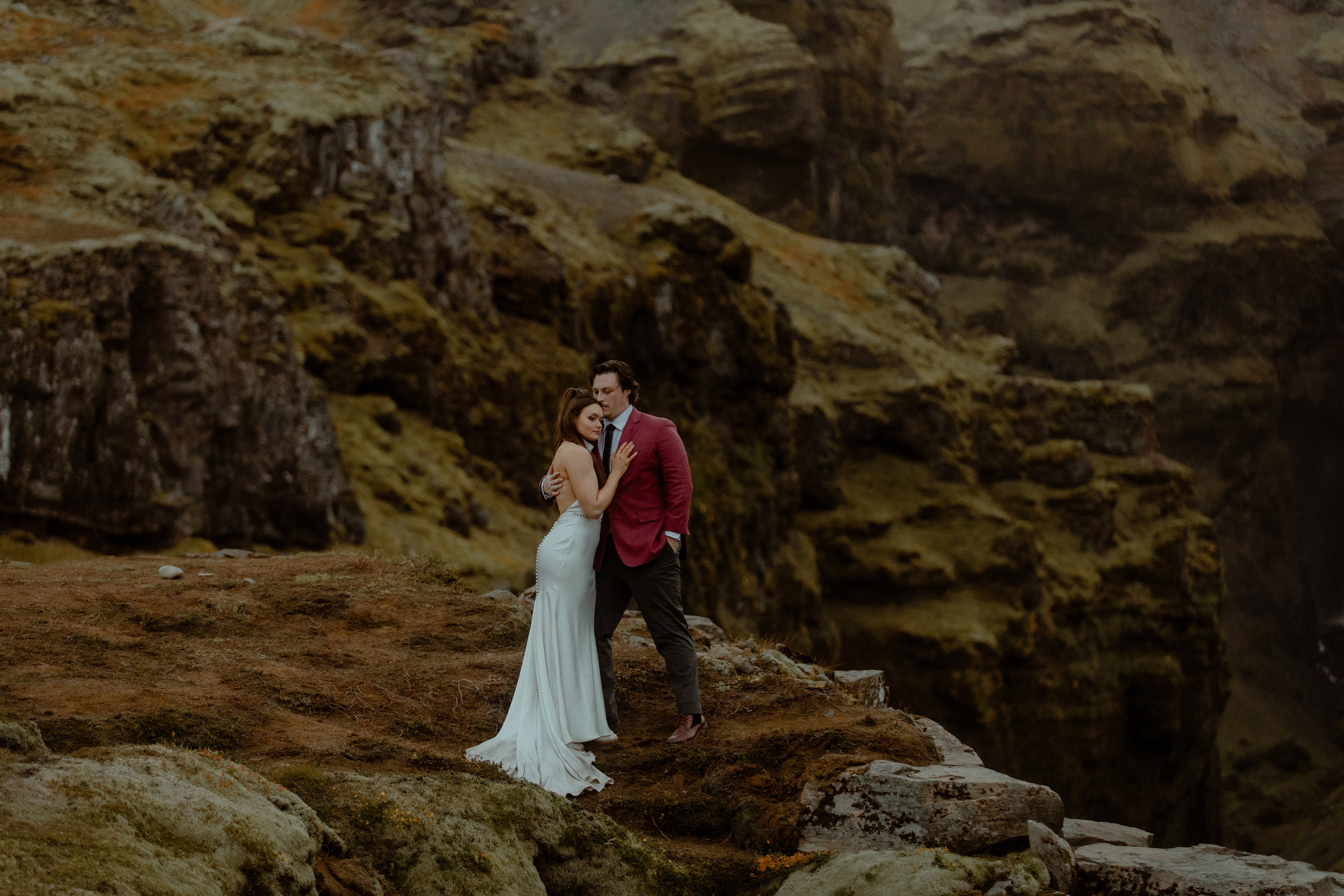 Secret hiking Elopement in Iceland. Iceland elopement photo and video | Nikolaichik Photo