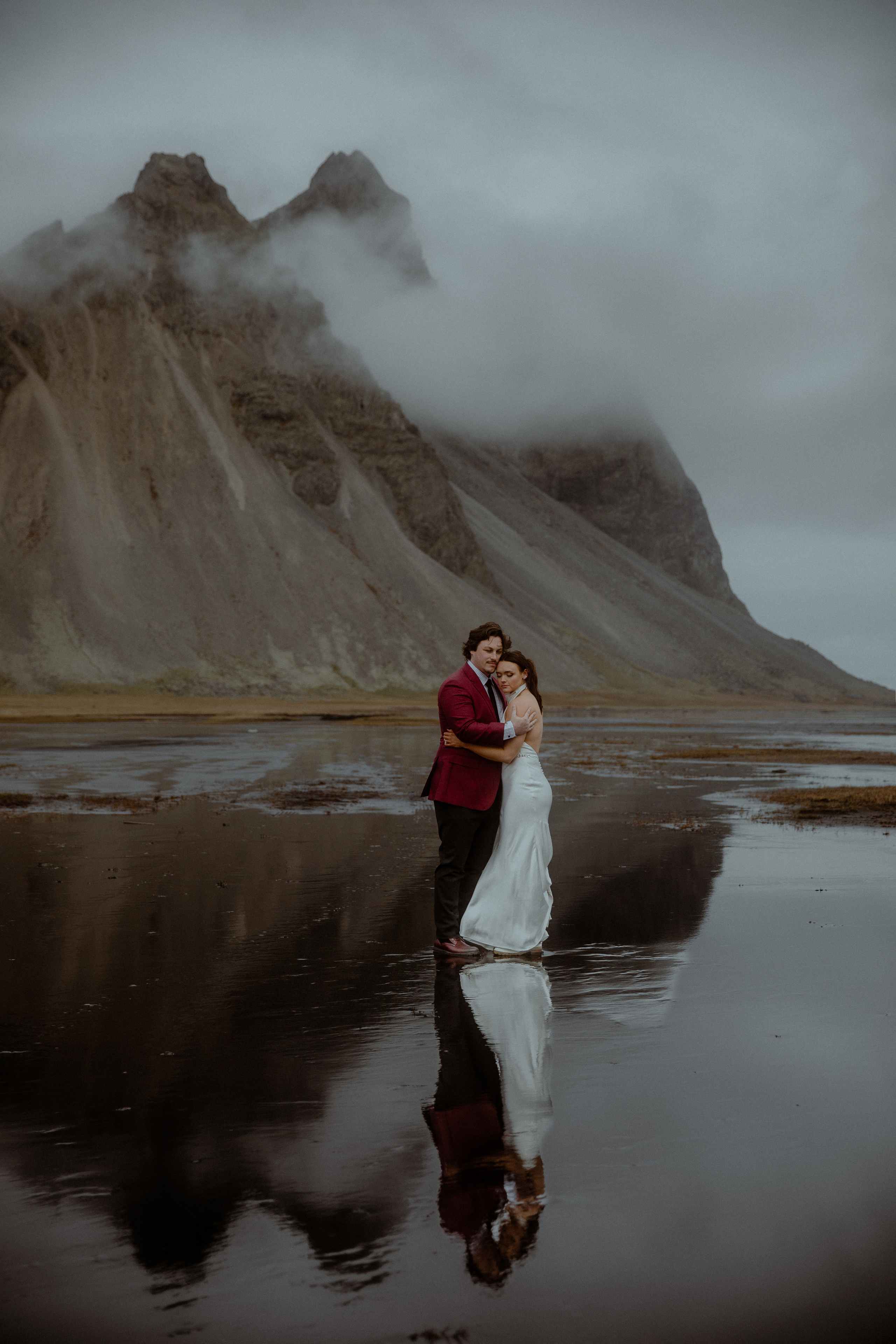 Secret hiking Elopement in Iceland. Iceland elopement photo and video | Nikolaichik Photo