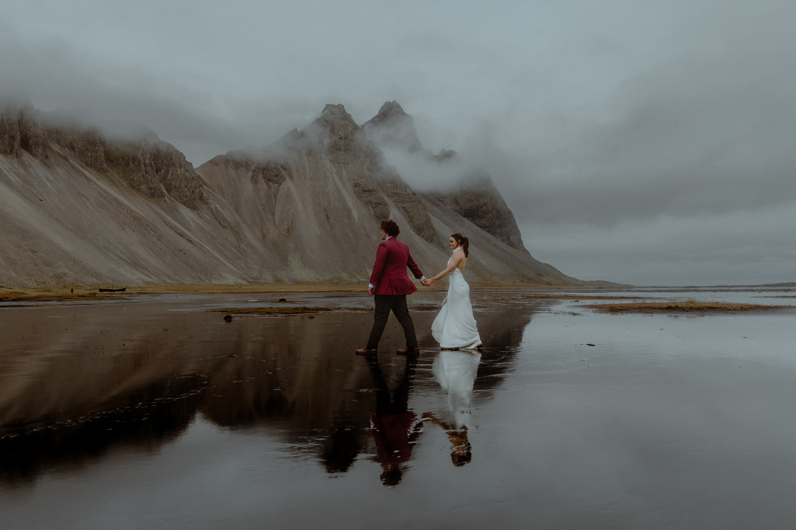 Secret hiking Elopement in Iceland. Iceland elopement photo and video | Nikolaichik Photo