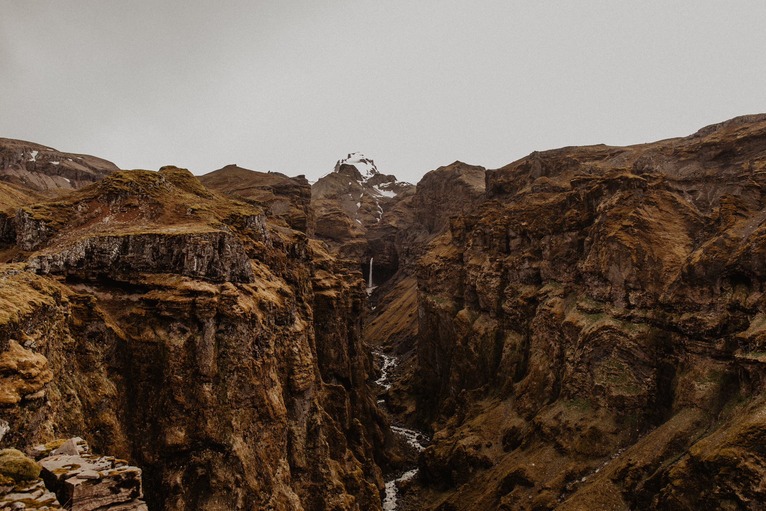 Couple photoshoot in front of volcano eruption in Iceland. Iceland elopement photo and video | Nikolaichik Photo