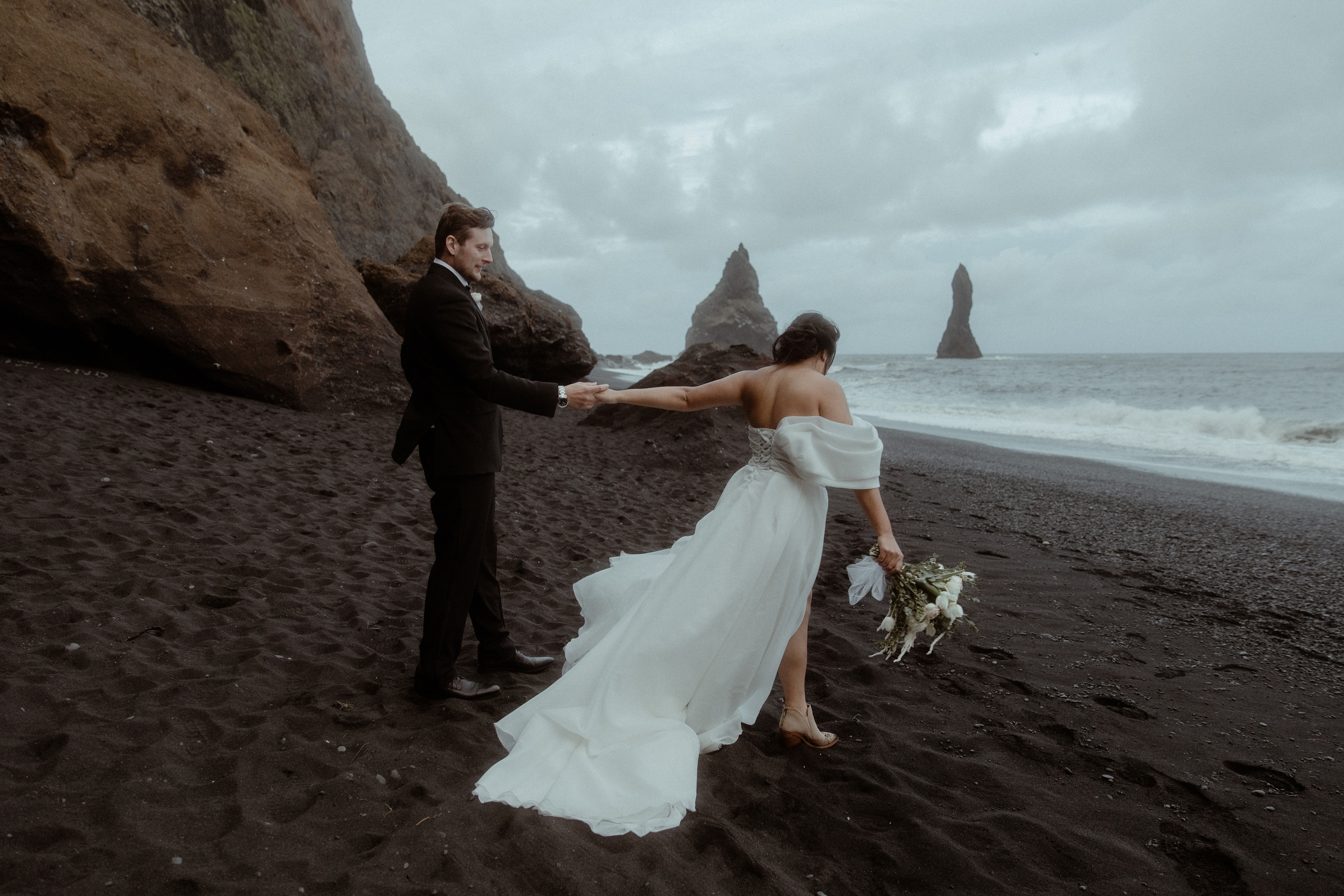 Charming South Iceland Elopement. Iceland elopement photo and video | Nikolaichik Photo