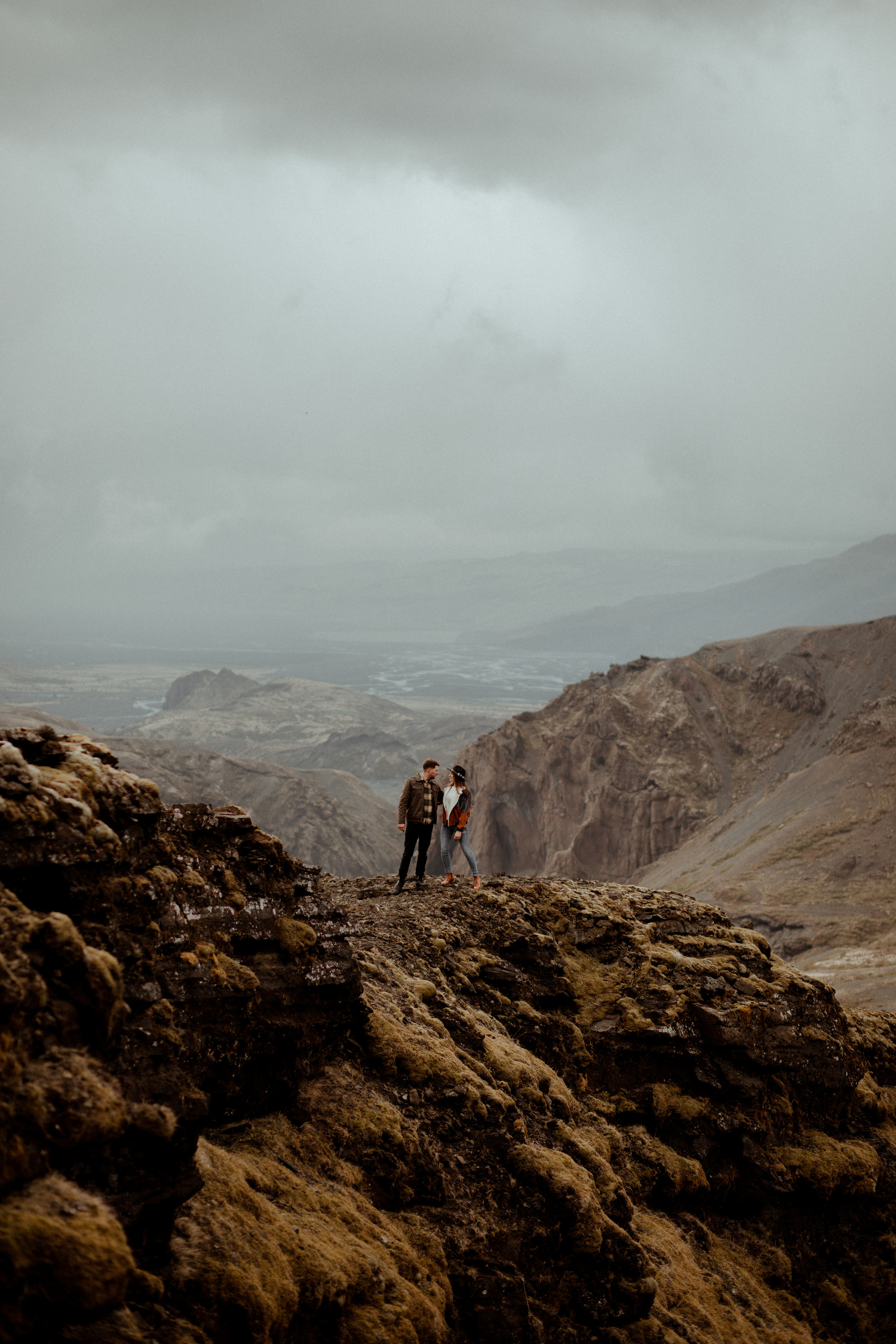 Hiking photoshoot in highlands of Iceland. Iceland elopement photographer & videographer
