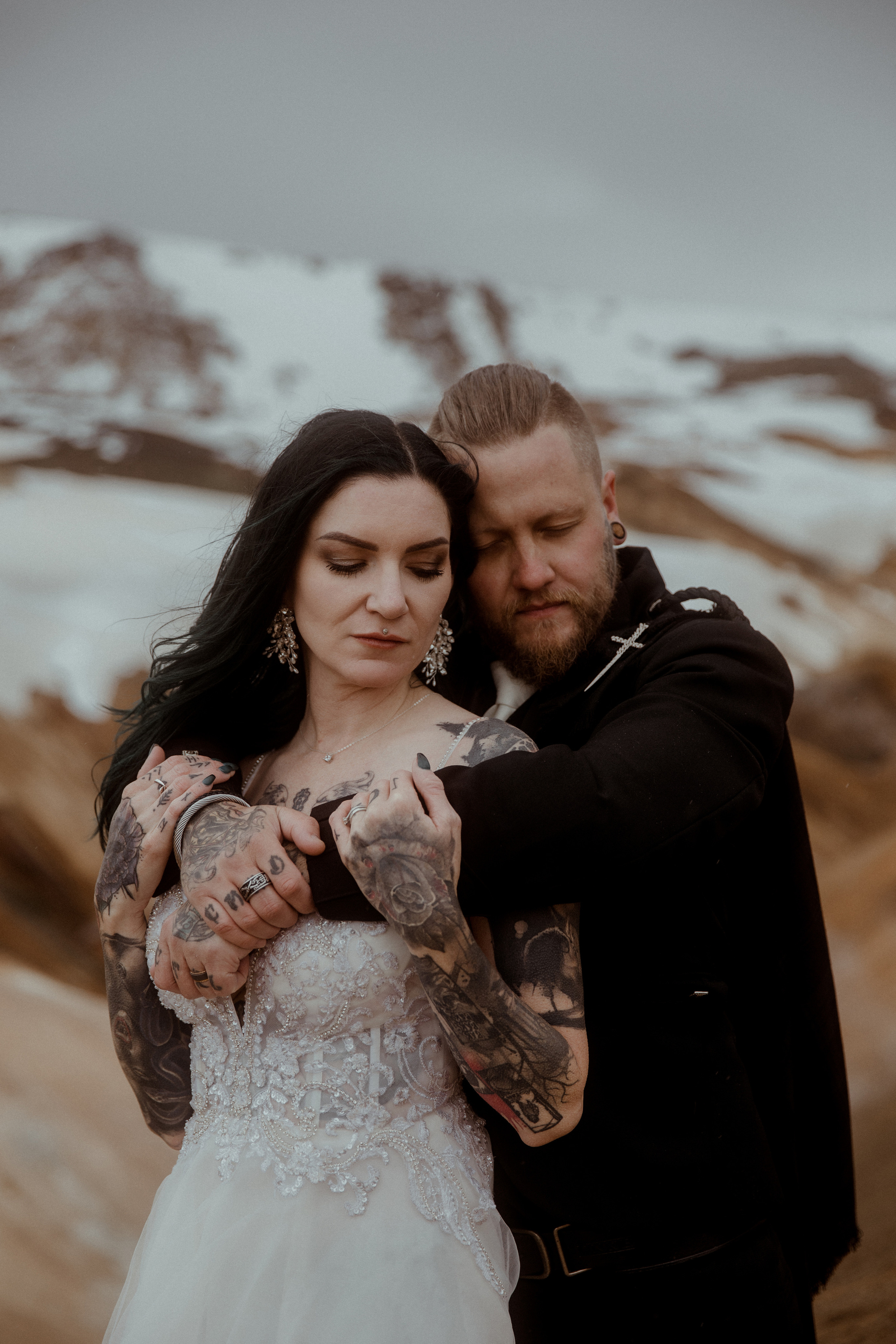 Wedding in Iceland’s Highlands. Iceland elopement photographer & videographer