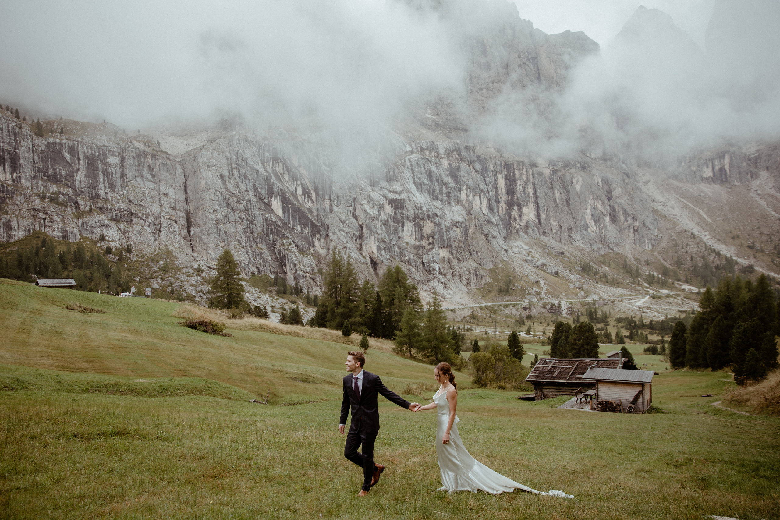 Intimate Wedding in the Dolomites. Iceland elopement photo and video | Nikolaichik Photo