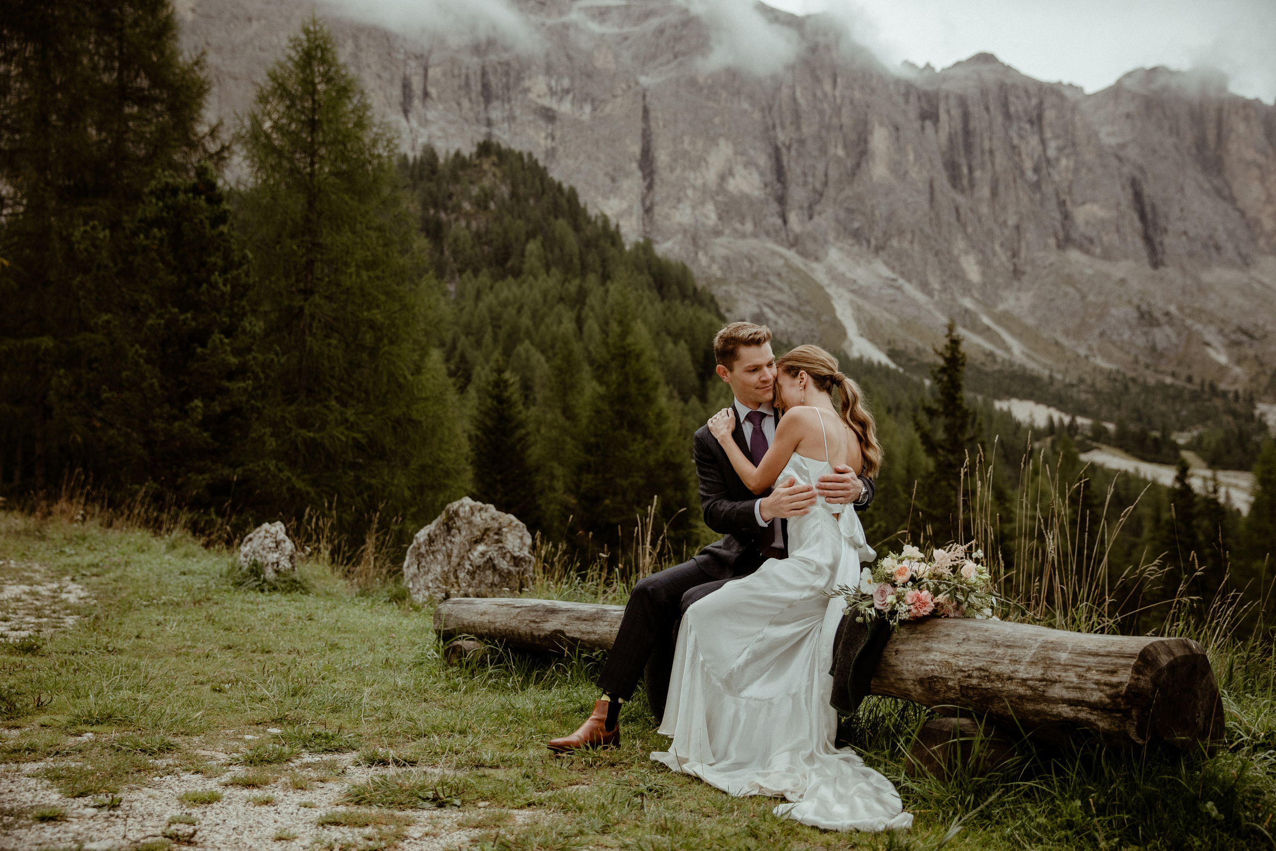 Intimate Wedding in the Dolomites. Iceland elopement photo and video | Nikolaichik Photo