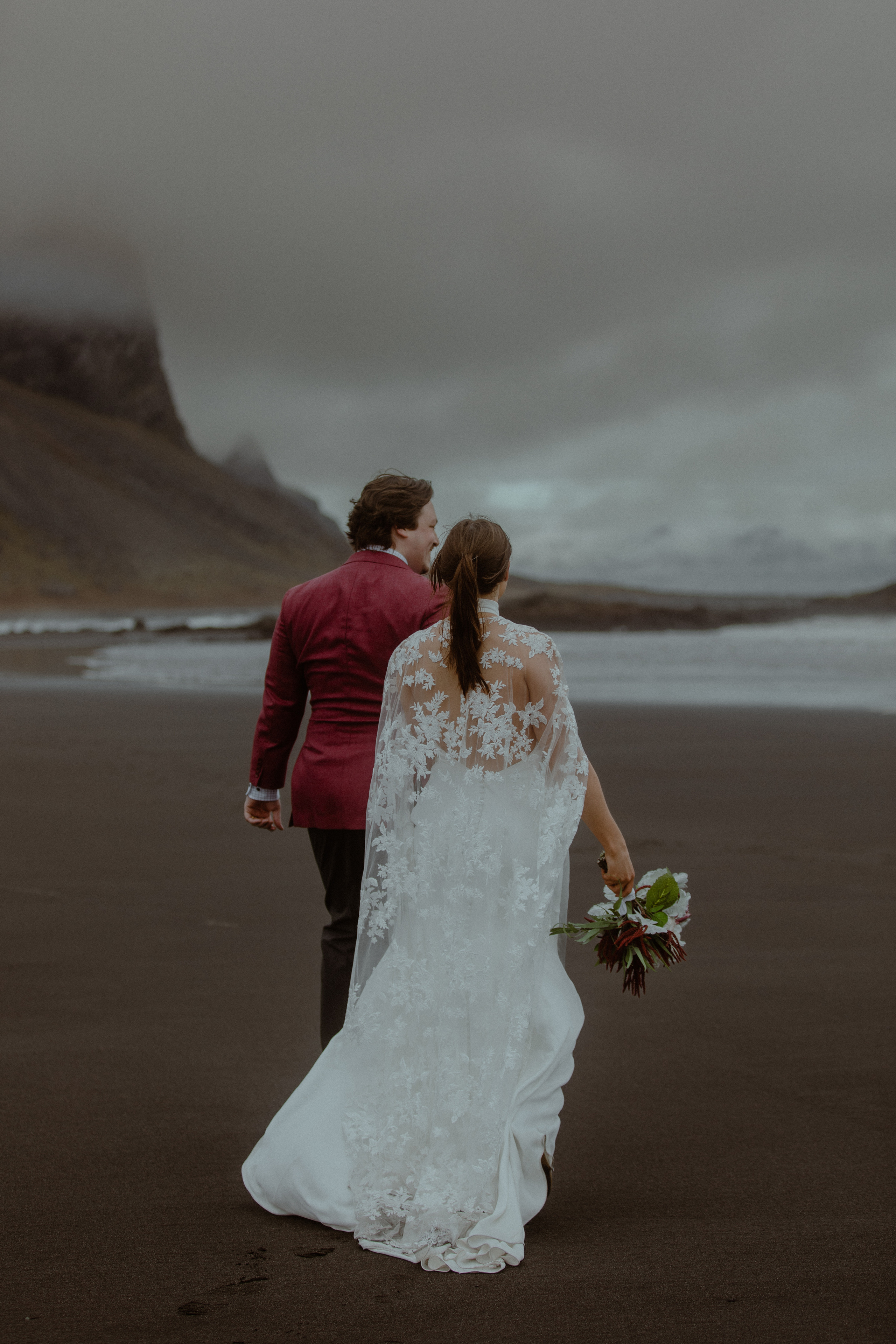 Secret hiking Elopement in Iceland. Iceland elopement photo and video | Nikolaichik Photo