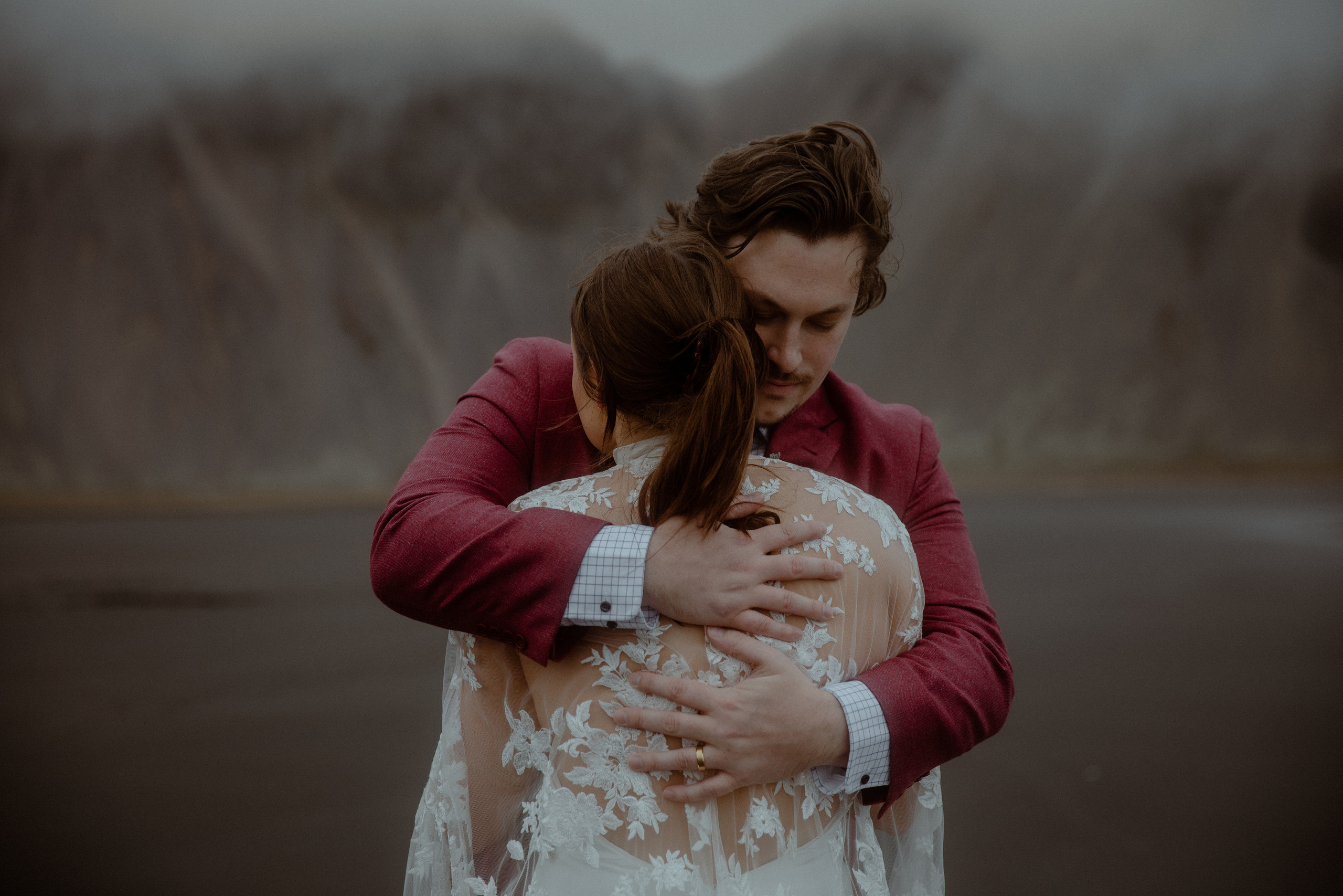 Secret hiking Elopement in Iceland. Iceland elopement photo and video | Nikolaichik Photo