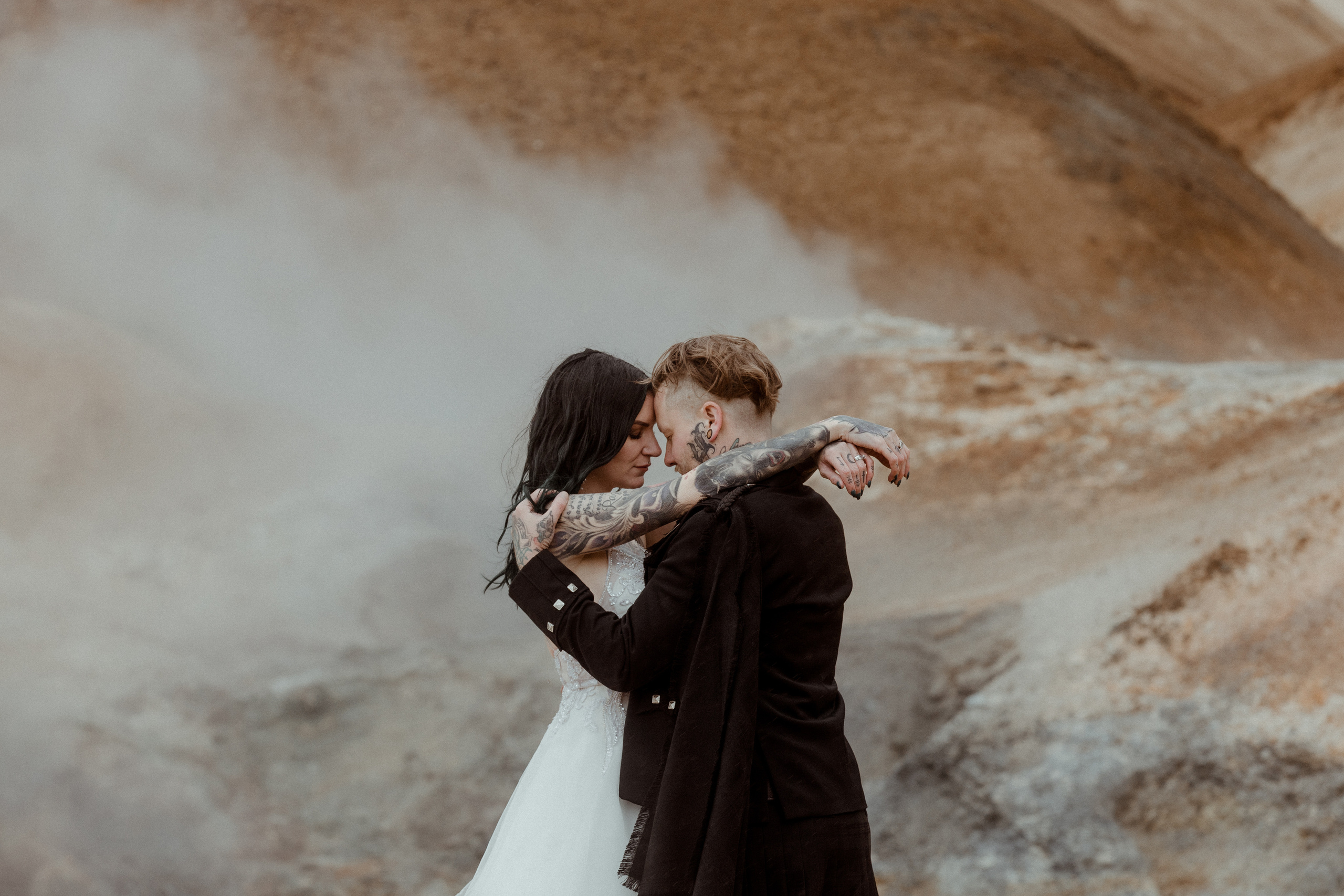 Wedding in Iceland’s Highlands. Iceland elopement photographer & videographer