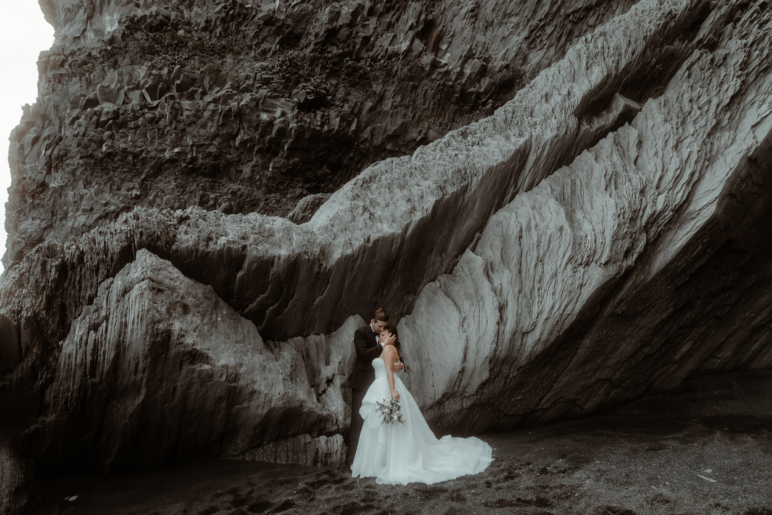 Charming South Iceland Elopement. Iceland elopement photo and video | Nikolaichik Photo