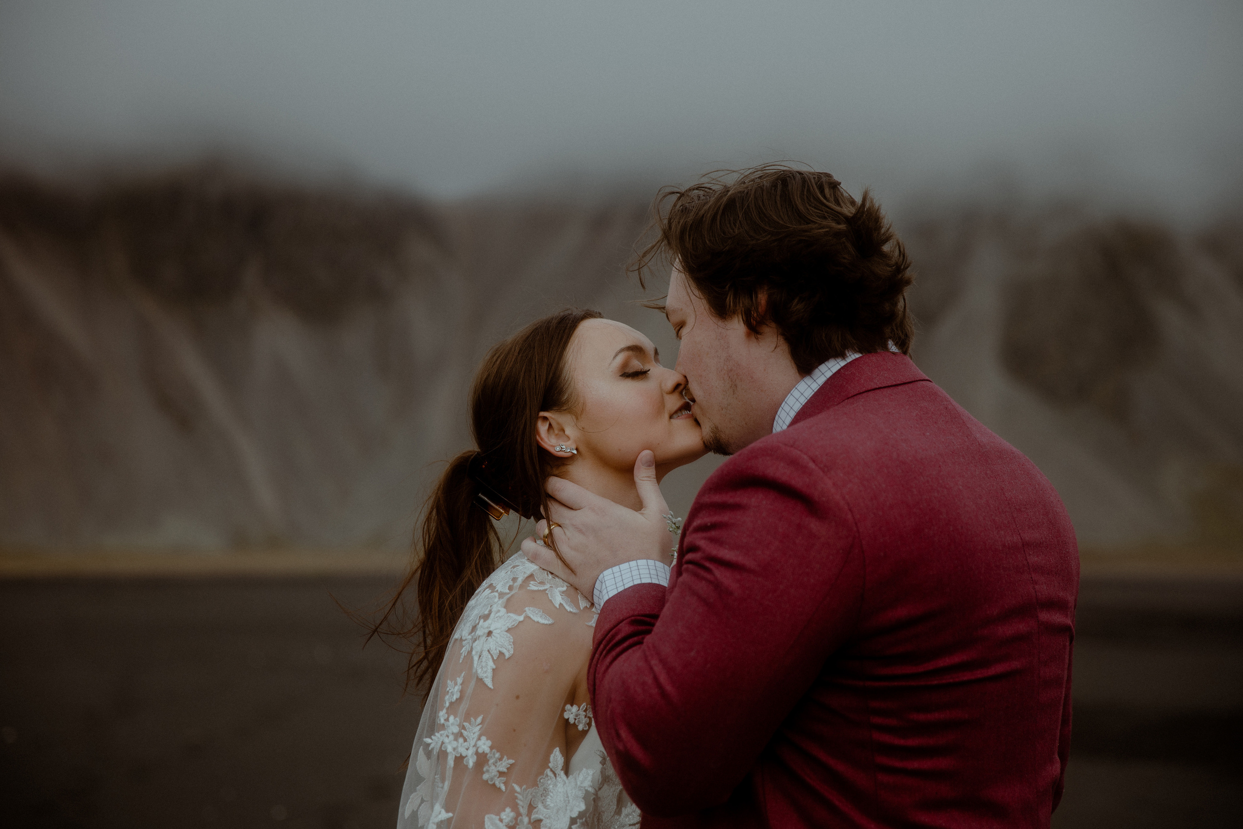 Secret hiking Elopement in Iceland. Iceland elopement photo and video | Nikolaichik Photo