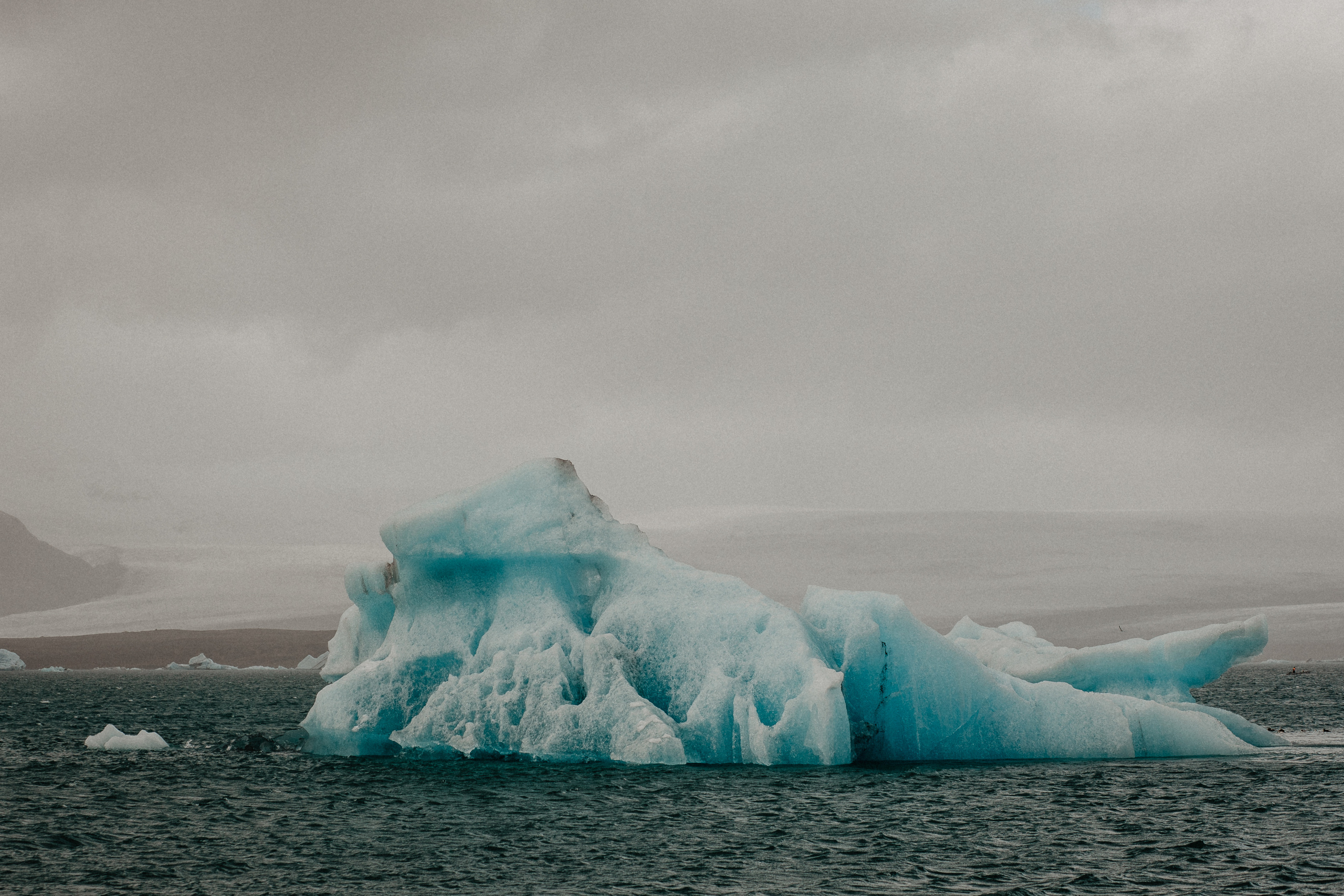 Couple photoshoot in front of volcano eruption in Iceland. Iceland elopement photo and video | Nikolaichik Photo