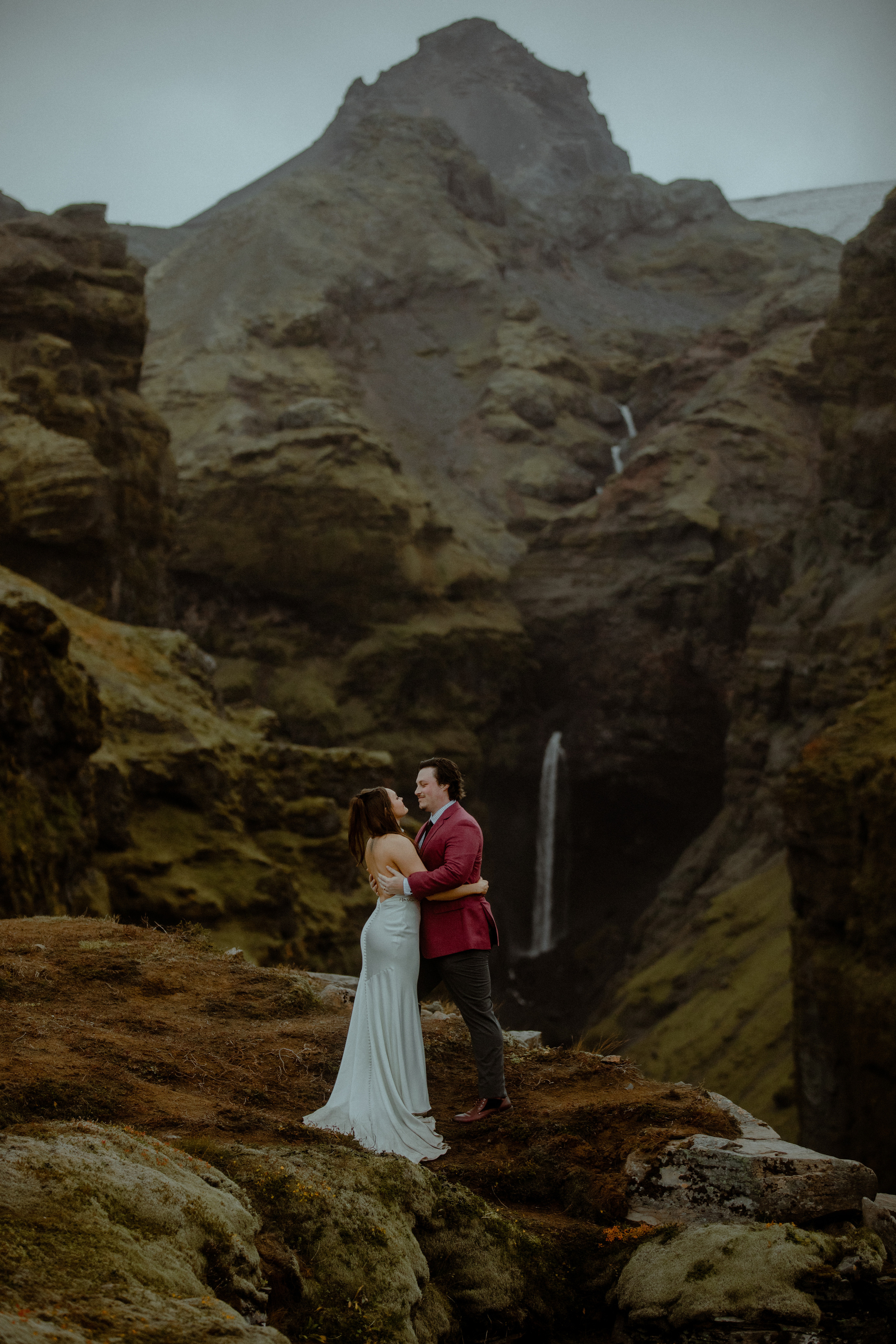 Secret hiking Elopement in Iceland. Iceland elopement photo and video | Nikolaichik Photo